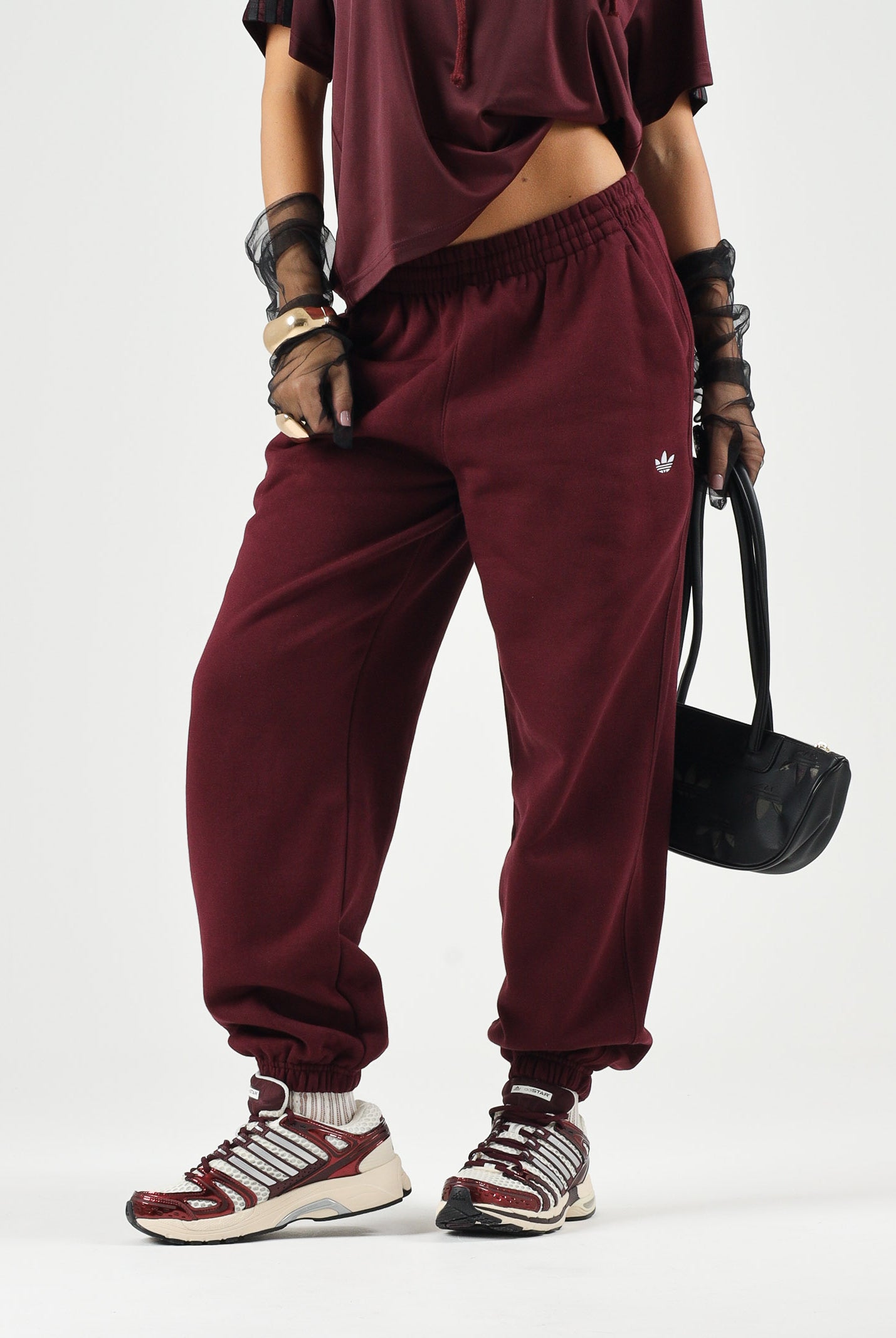 ADIDAS ORIGINALS Pantaloni ESSENTIALS LOOSE FLEECE marron-bordeaux, da donna<BR/> KT2265 . ADIDAS ORIGINALS