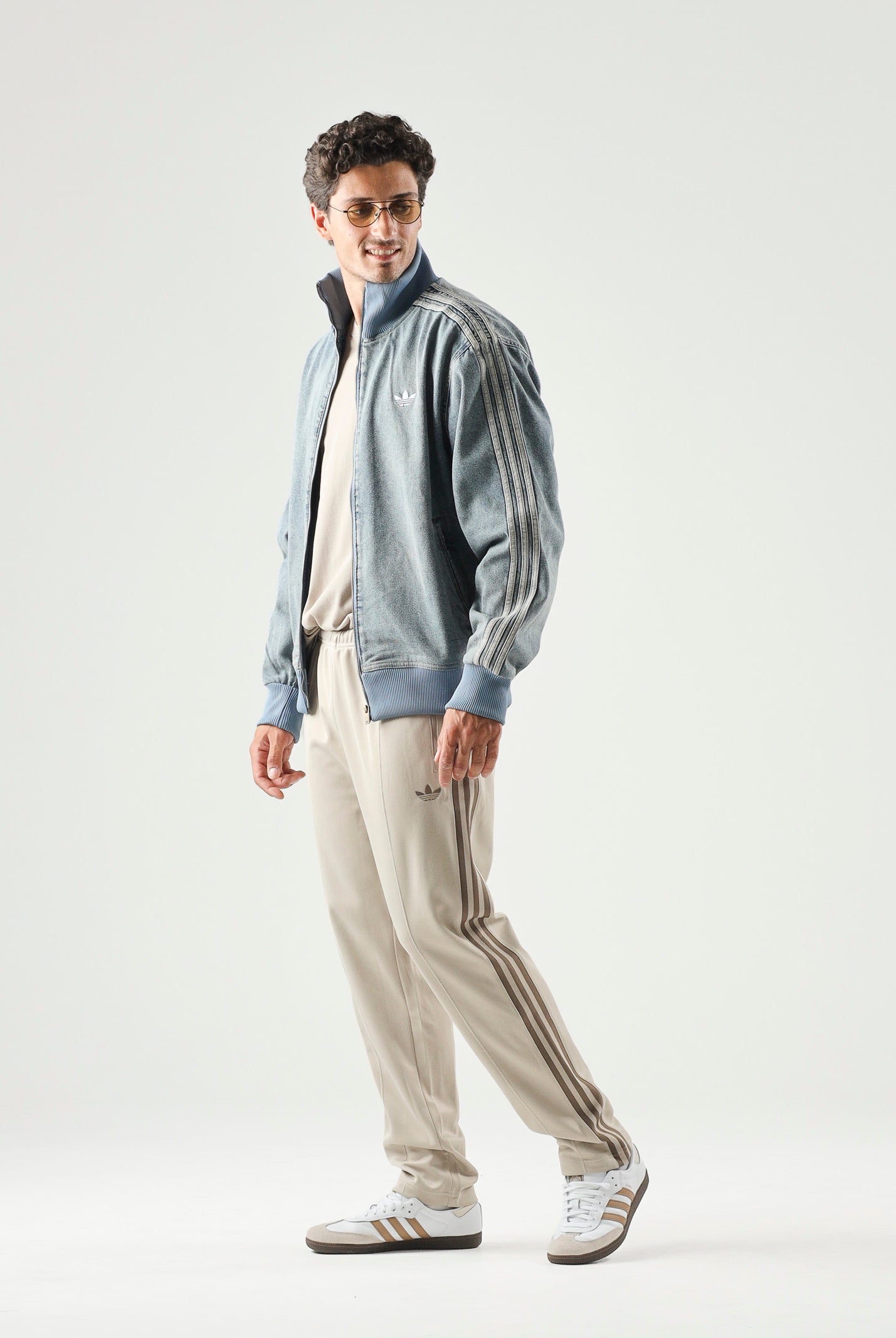 ADIDAS ORIGINALS Pantaloni CLASSIC TRACK PANTS Khaki Three beige da uomo KT5050 . ADIDAS ORIGINALS