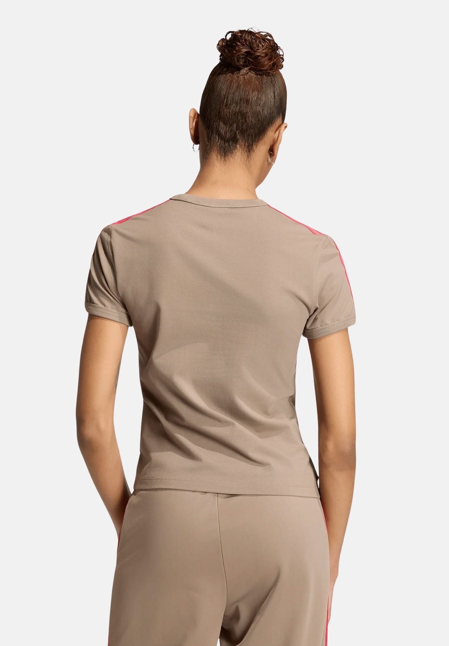 ADIDAS ORIGINALS T-shirt 3 STRIPES SLIM TEE Khaki Six-beige da donna KU8192 . ADIDAS ORIGINALS