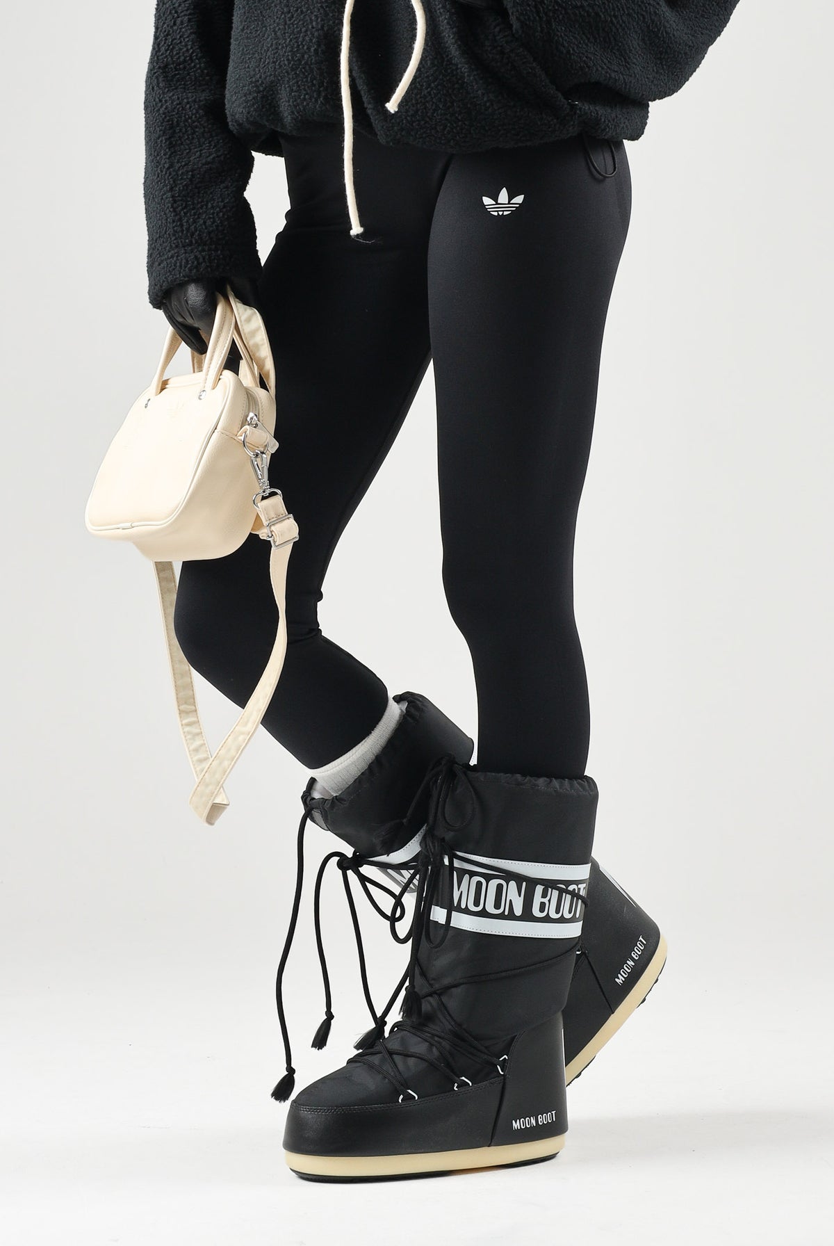 ADIDAS ORIGINALS Leggings W SEAMLESS nero da donna con vita alta e logo Trefoil. KU9745 . ADIDAS ORIGINALS