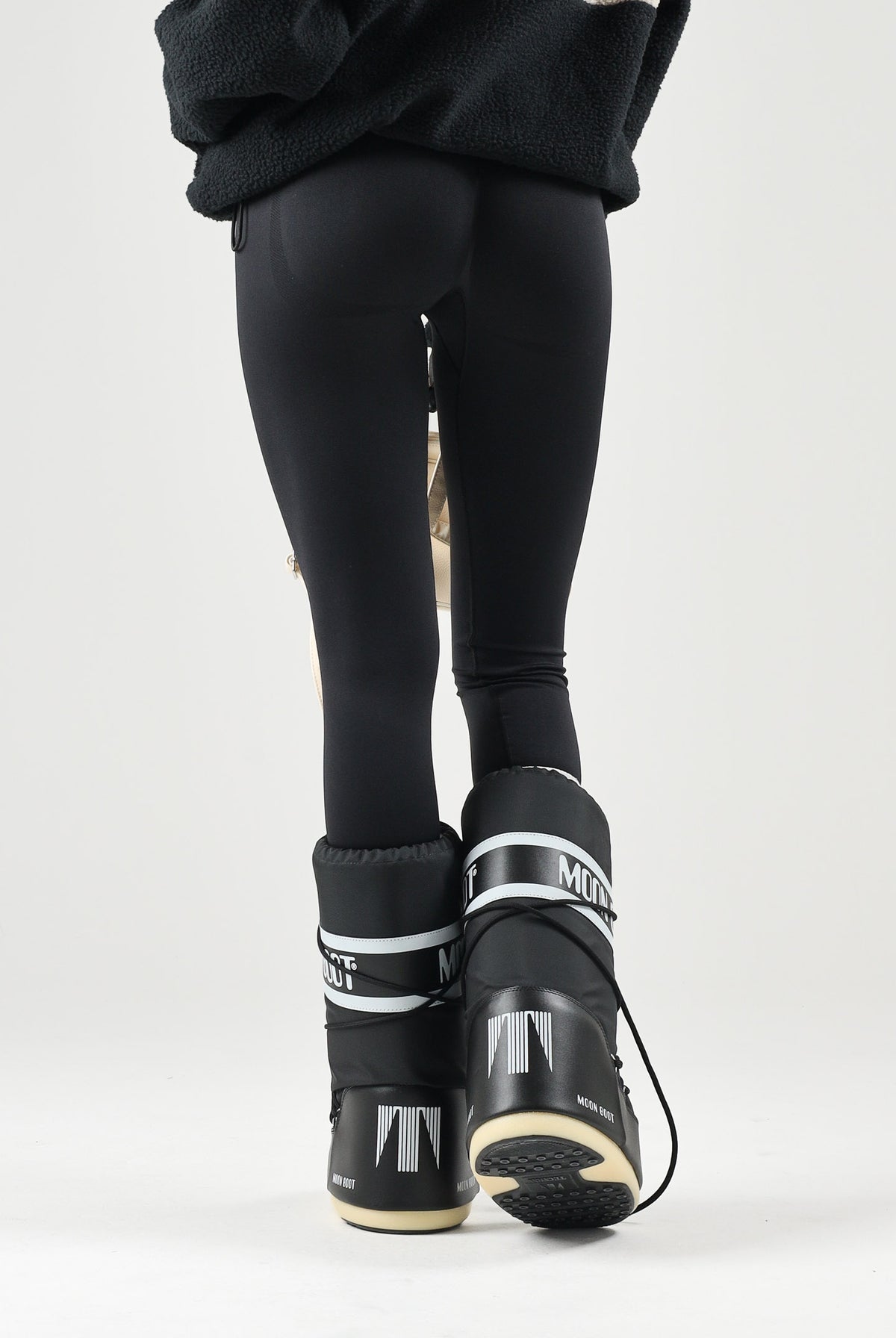 ADIDAS ORIGINALS Leggings W SEAMLESS nero da donna con vita alta e logo Trefoil. KU9745 . ADIDAS ORIGINALS