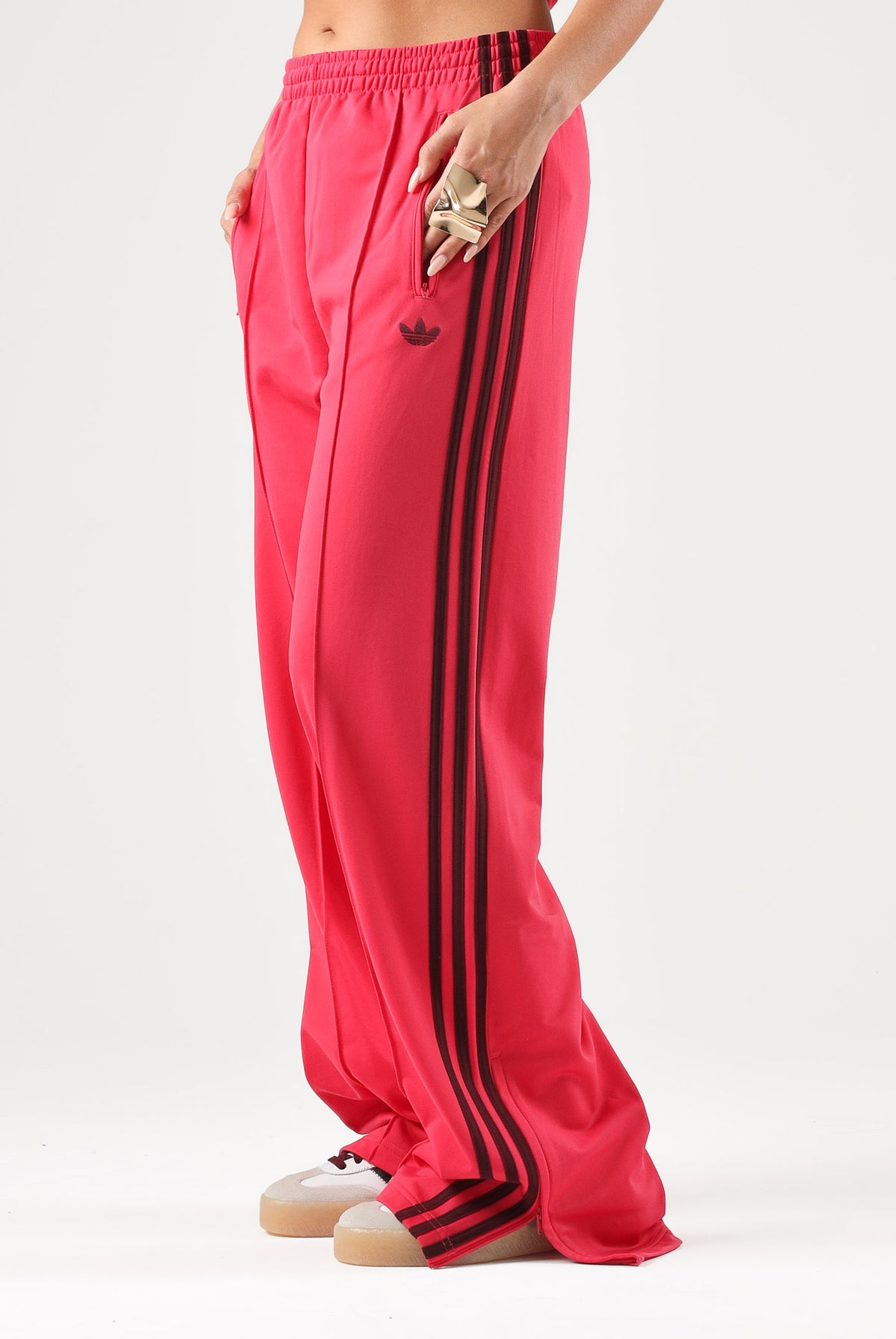 ADIDAS ORIGINALS Pantaloni FIREBIRD LOOSE Maroon rosa acceso e bordeaux da donna. KW0228 . ADIDAS ORIGINALS
