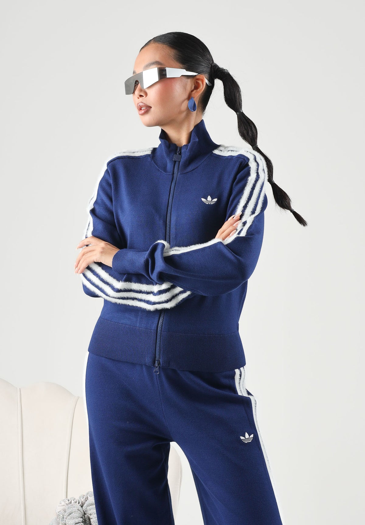 ADIDAS ORIGINALS Felpa con zip KNITTED FIREBIRD TRACK TOP blu scuro da donna con 3-stripes iconiche KW2588 . ADIDAS ORIGINALS
