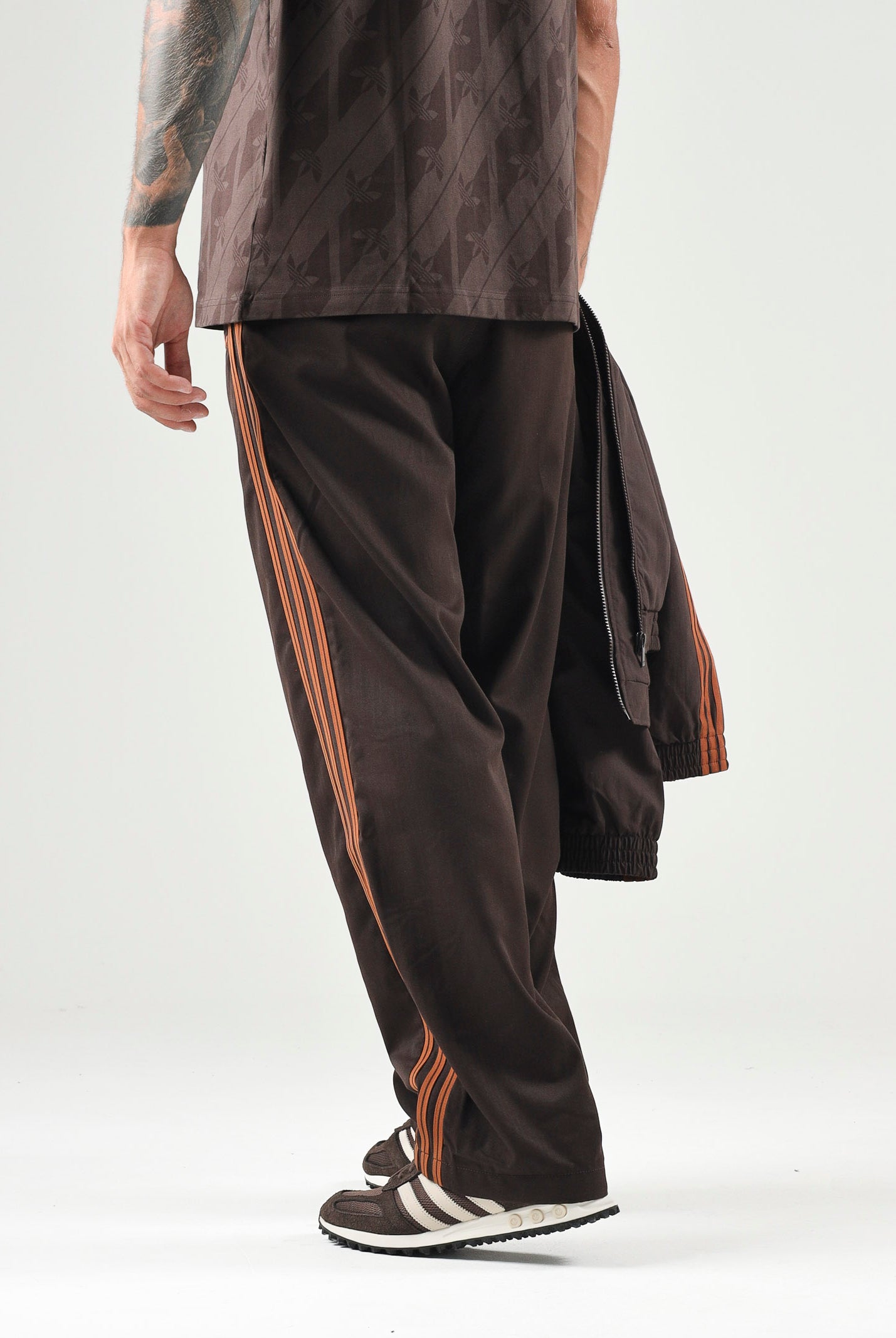 ADIDAS ORIGINALS Pantaloni FIREBIRD TAILORED Aurora Coffee marrone da uomo KW7986 . ADIDAS ORIGINALS