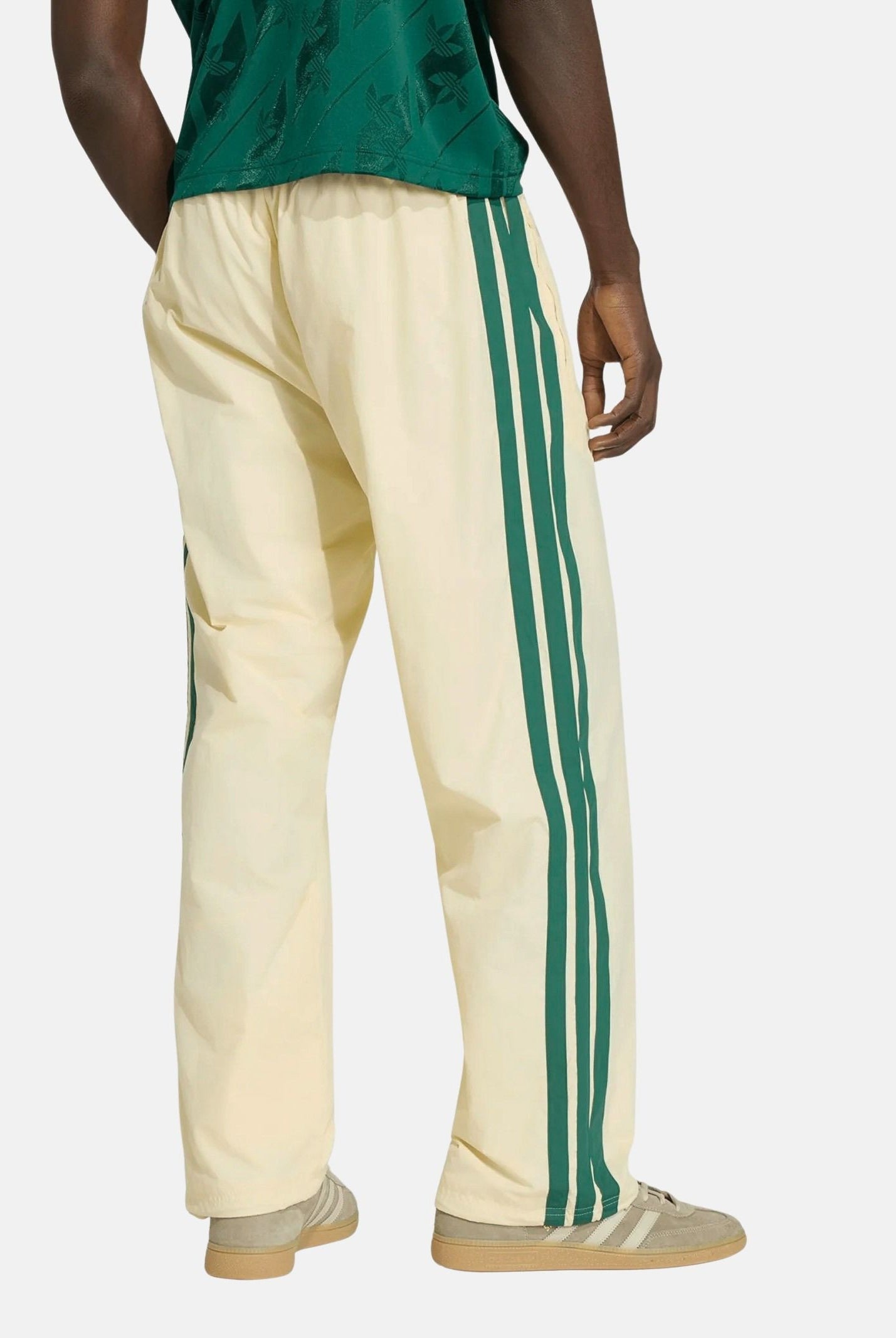 ADIDAS ORIGINALS Pantaloni CUTLINE TRACK PANTS Warm Vanilla crema da uomo con 3-stripes iconiche KW8021 . ADIDAS ORIGINALS
