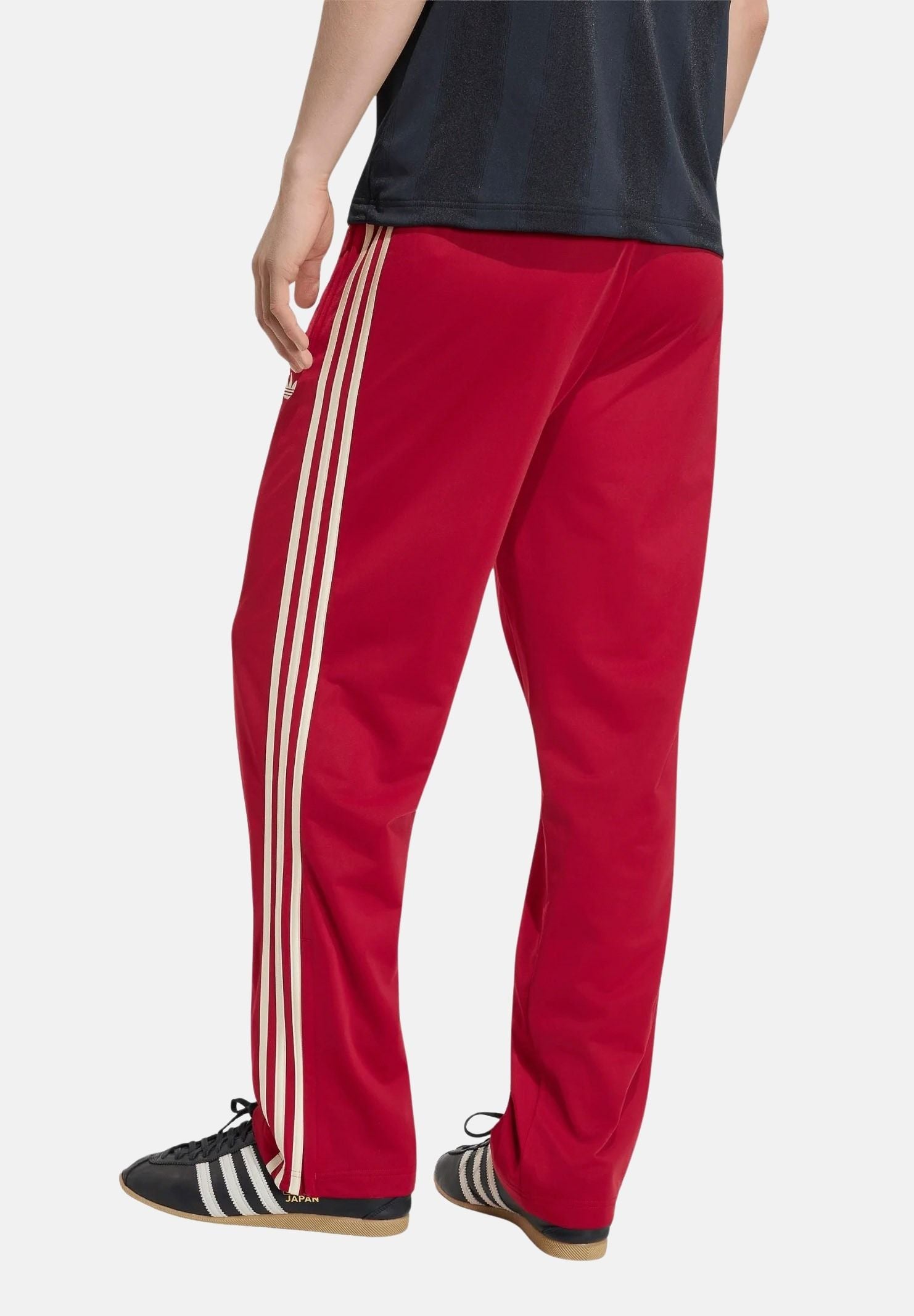 ADIDAS ORIGINALS Pantaloni FIREBIRD TRACK vaniglia-rosso da uomo con iconiche 3-stripes KX6923 . ADIDAS ORIGINALS