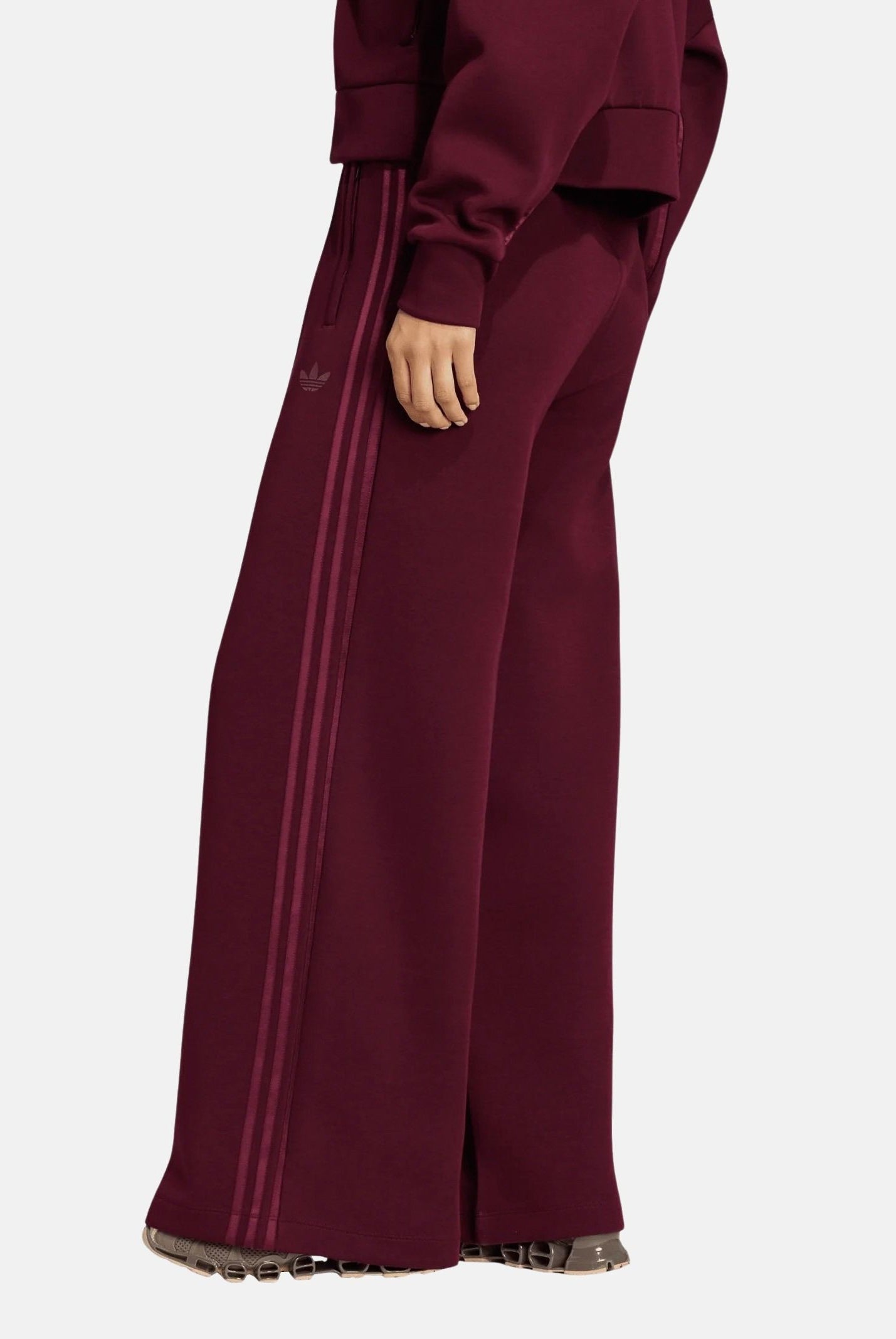 ADIDAS ORIGINALS Pantaloni SPACER TRACKPANTS Maroon bordeaux da donna con logo iconico KY0850 . ADIDAS ORIGINALS