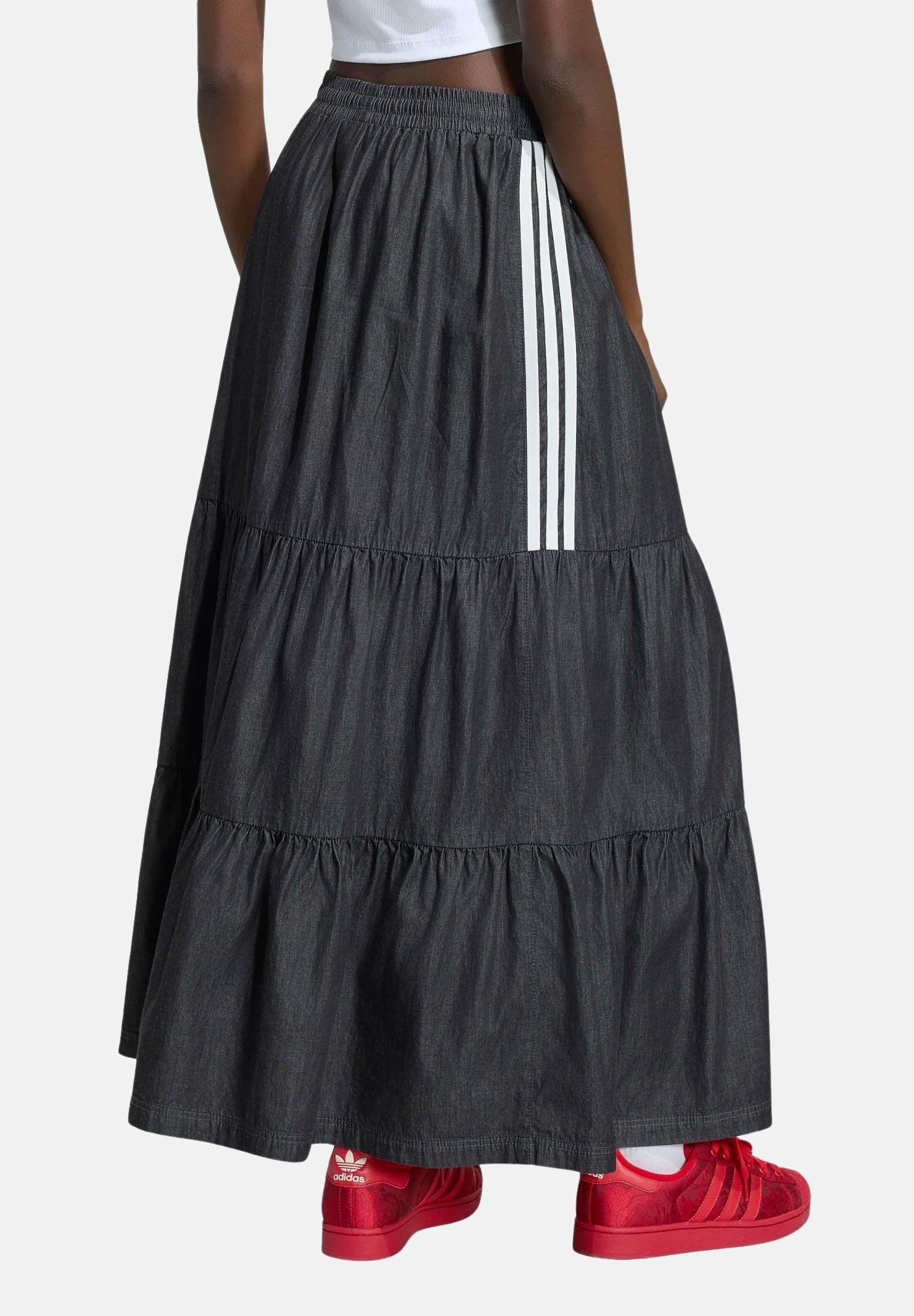 ADIDAS ORIGINALS Gonna SUMMER GLOW denim nero da donna con iconiche 3-Stripes a contrasto KY8114 . ADIDAS ORIGINALS