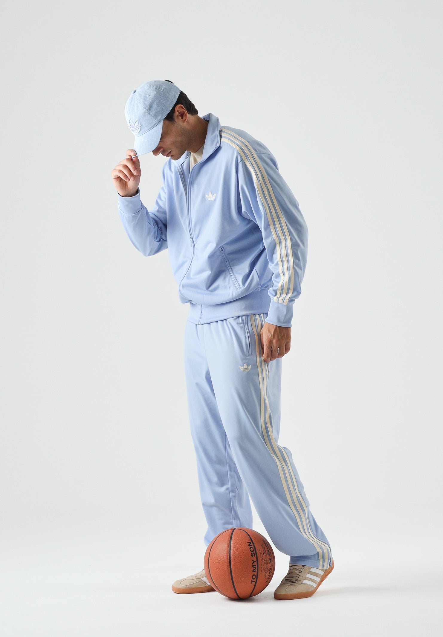 ADIDAS ORIGINALS felpa con zip Blue Dawn / Warm Vanilla azzurro chiaro e panna uomo. KZ1182 . ADIDAS ORIGINALS