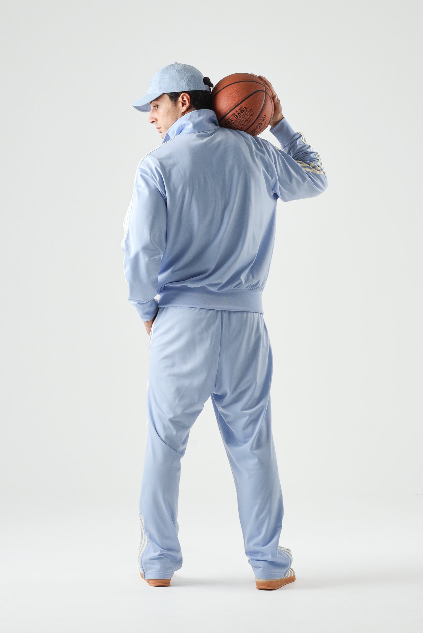 ADIDAS ORIGINALS Pantaloni sportivi Firebird Track Pants Blue Dawn / Warm Vanilla azzurro chiaro e panna uomo. KZ1207 . ADIDAS ORIGINALS