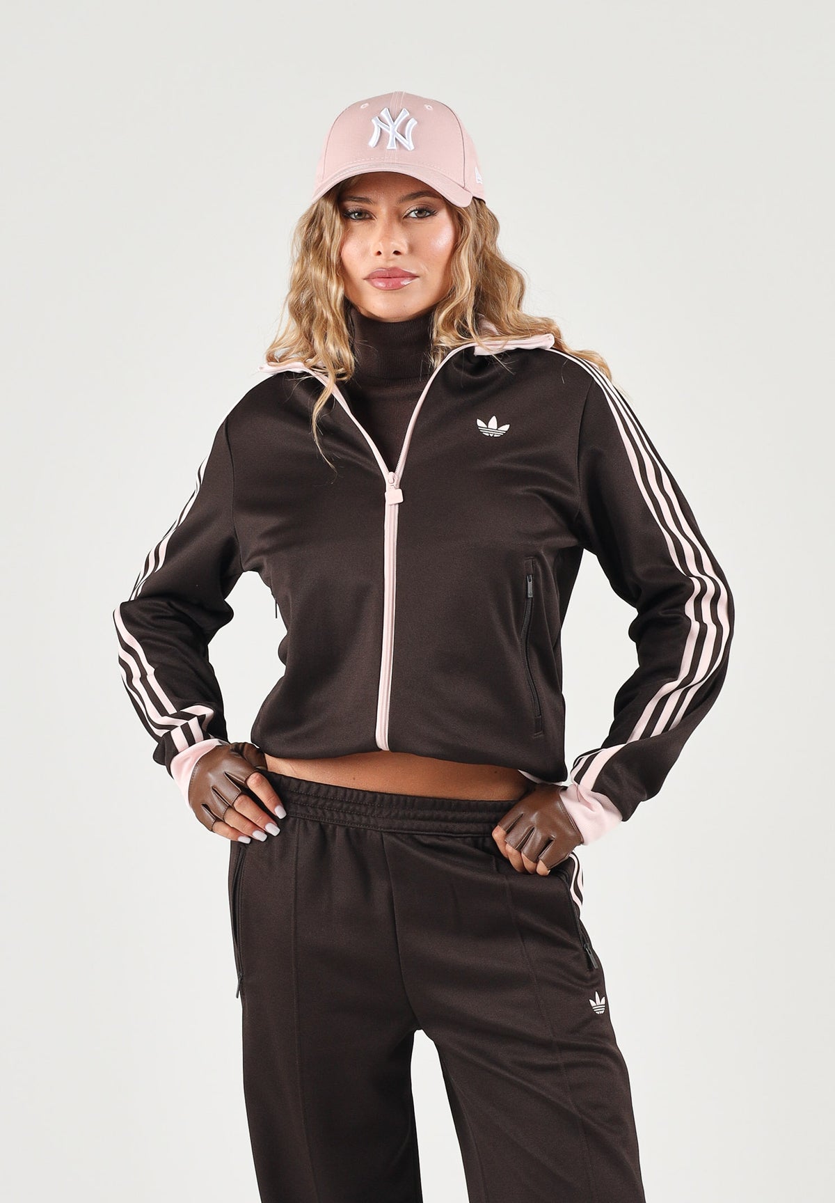 ADIDAS ORIGINALS Felpa con zip CLASSIC TRACK TOP Aurora Coffee, marrone e rosa cipria da donna LC6503 . ADIDAS ORIGINALS
