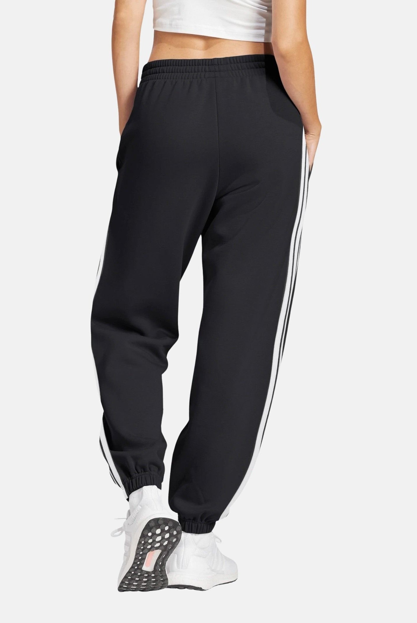 ADIDAS PERFORMANCE Pantalone sportivo Essentials 3-Stripes French Terry Cuffed nero da donna JD5302 . ADIDAS PERFORMANCE