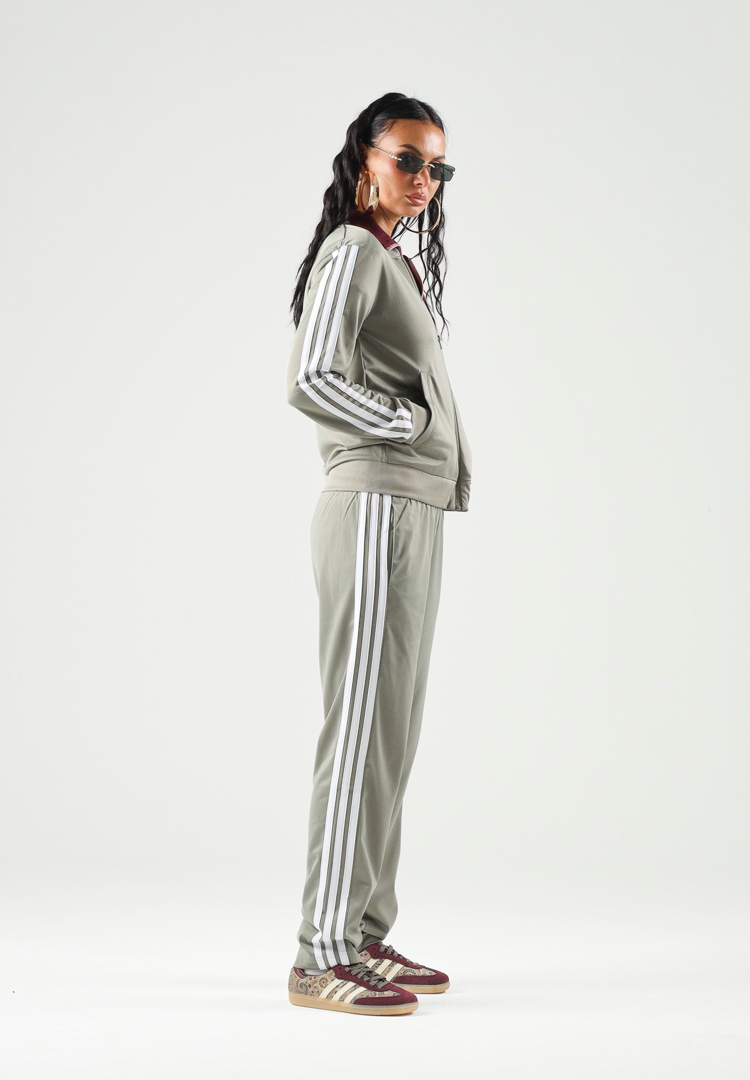 ADIDAS PERFORMANCE Tuta ESSENTIALS 3-STRIPES TRACKSUIT verde salvia da donna JX0509 . ADIDAS PERFORMANCE