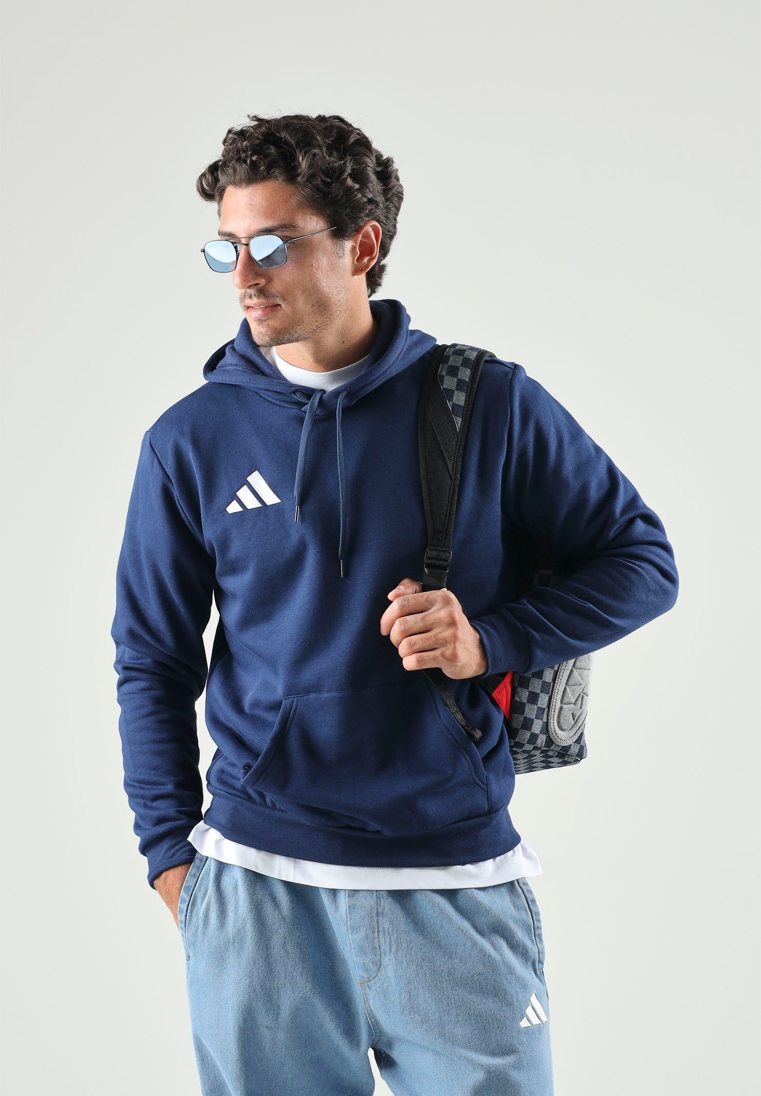 ADIDAS PERFORMANCE Felpa con cappuccio navy-blu con logo adidas a contrasto. JZ6583 . ADIDAS PERFORMANCE