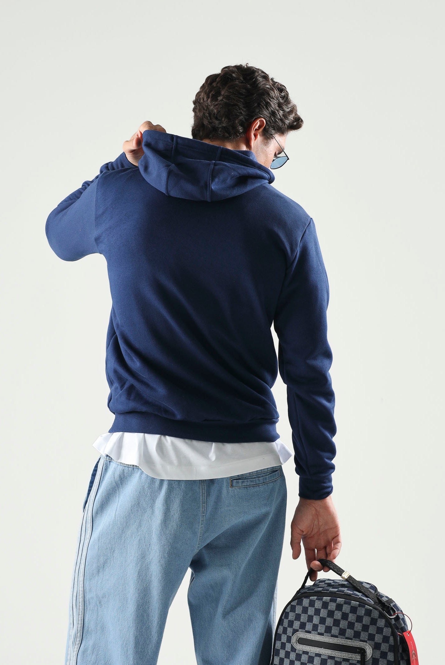 ADIDAS PERFORMANCE Felpa con cappuccio navy-blu con logo adidas a contrasto. JZ6583 . ADIDAS PERFORMANCE