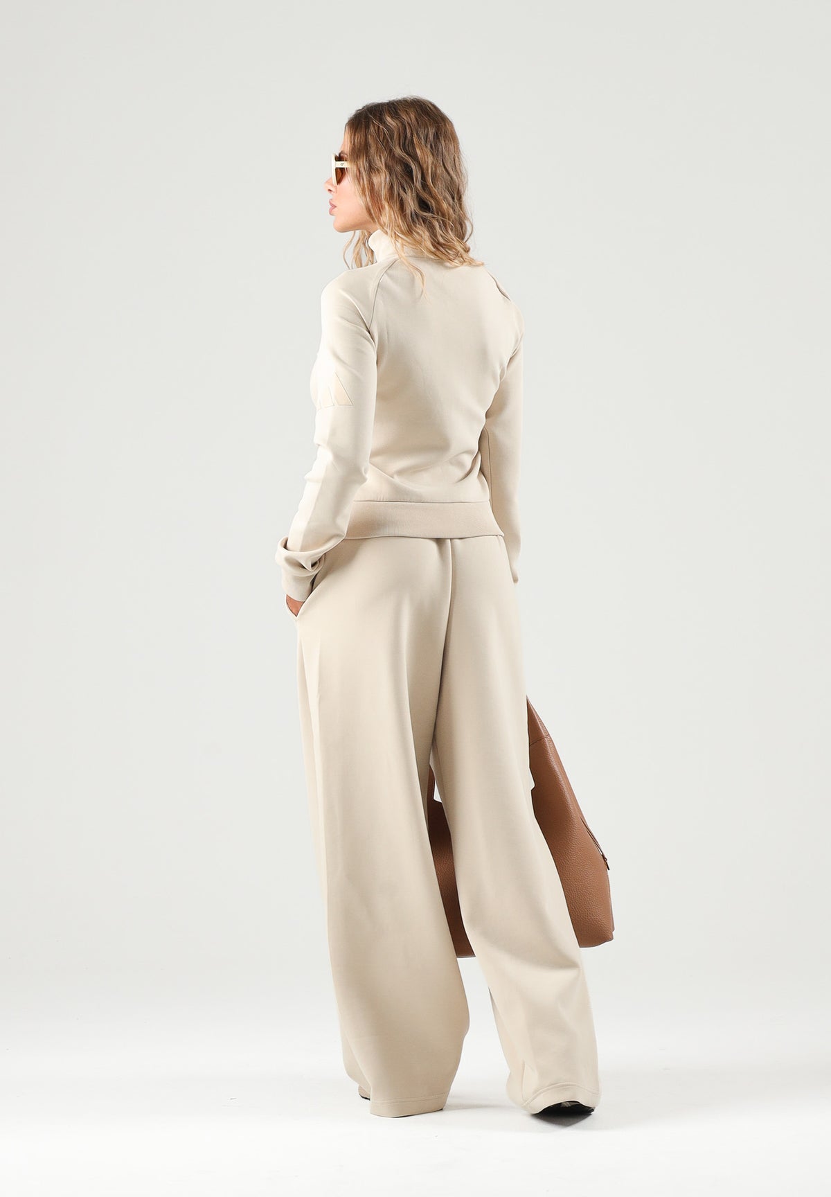 ADIDAS PERFORMANCE Pantaloni SOFT LUX Linen beige da donna. KE6829 . ADIDAS PERFORMANCE