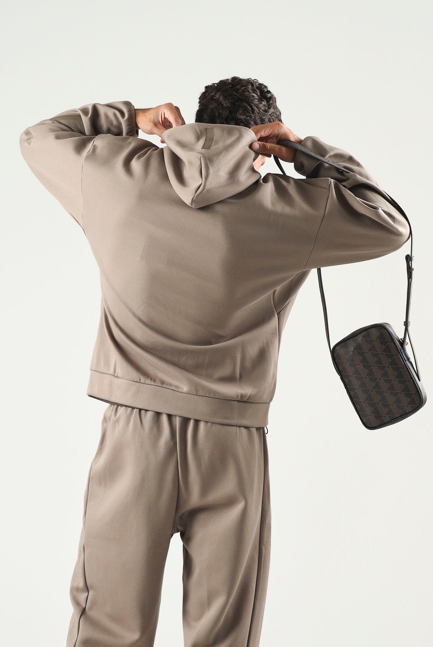 ADIDAS PERFORMANCE felpa con cappuccio adidas Z.N.E. Full-Zip Hooded Track Top Khaki Six beige da uomo. KF3828 . ADIDAS PERFORMANCE
