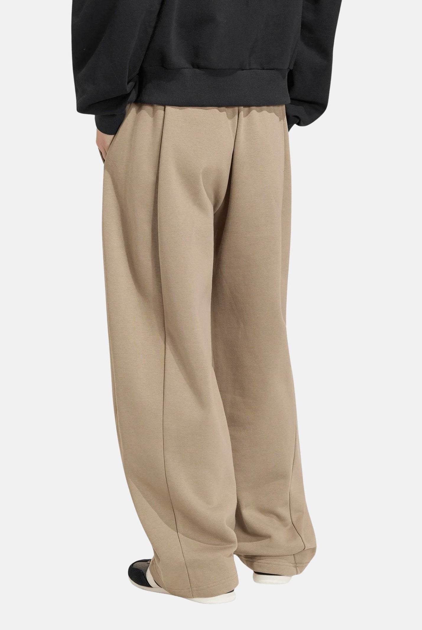 ADIDAS PERFORMANCE Pantaloni ESSENTIALS CONTEMPORARY in colorazione tortora da donna KF6249 . ADIDAS PERFORMANCE