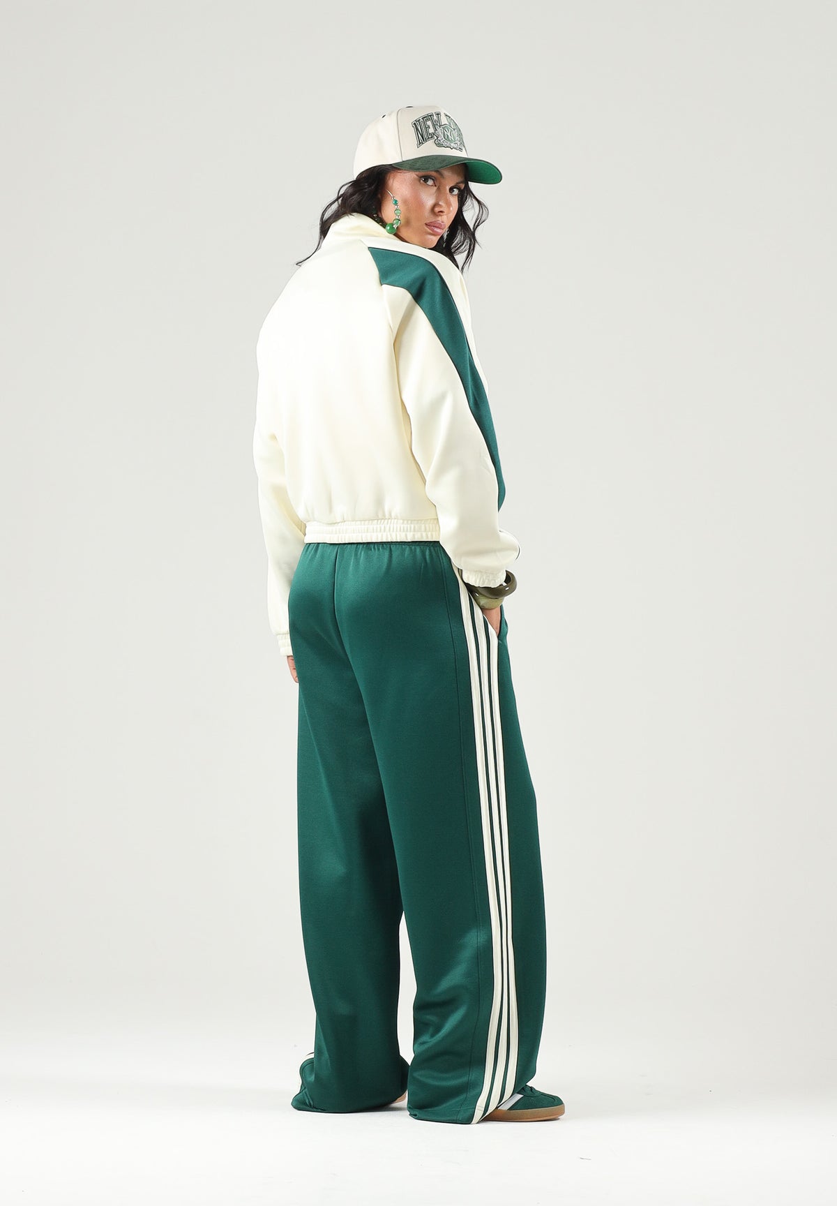 ADIDAS PERFORMANCE Felpa con zip STADIUM TRACKTOP Ivory/Green avorio e verde donna. KR5308 . ADIDAS PERFORMANCE