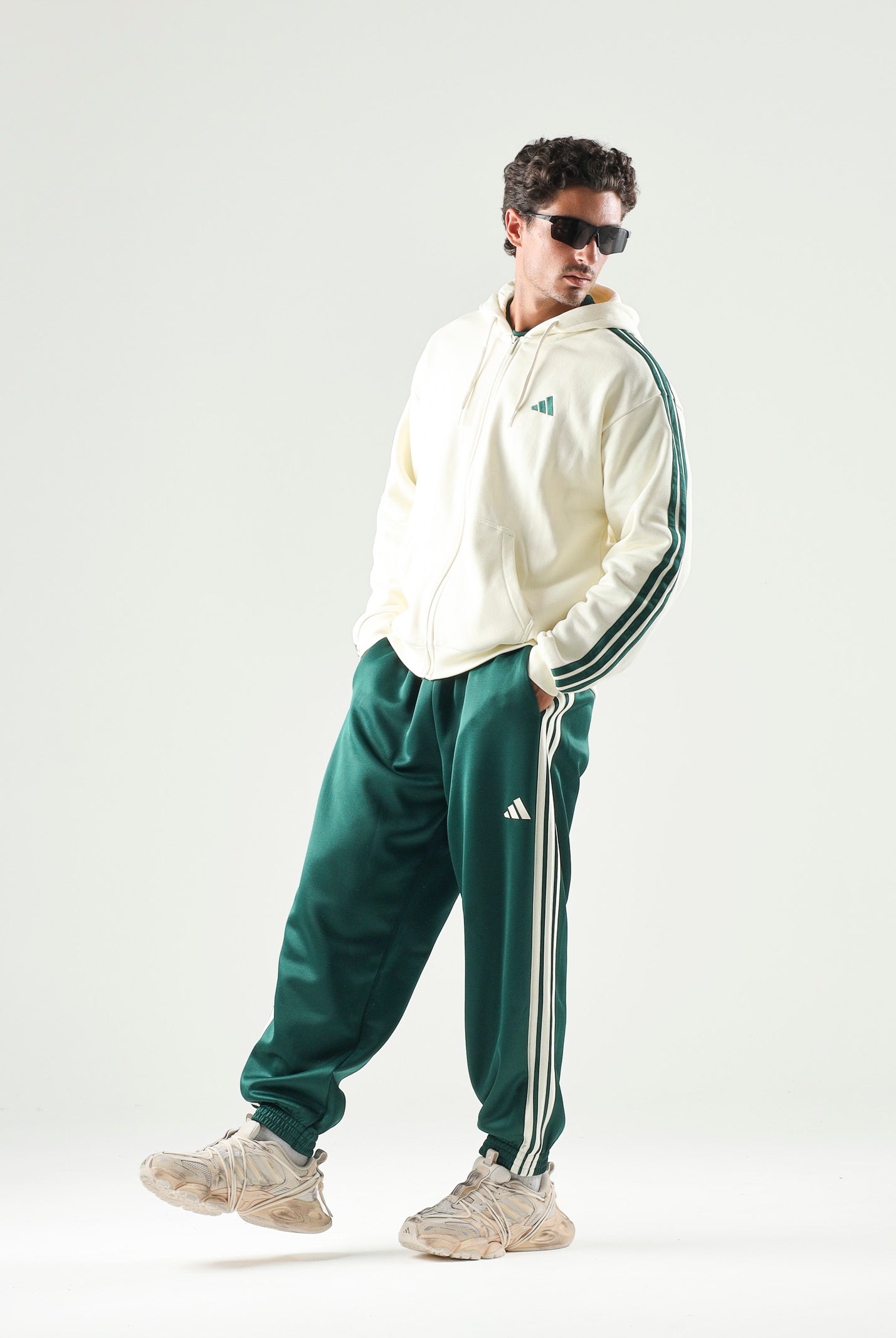 ADIDAS PERFORMANCE pantaloni sportivi Stadium Track Pants Collegiate Green/Ivory verde e avorio da uomo. KR7787 . ADIDAS PERFORMANCE