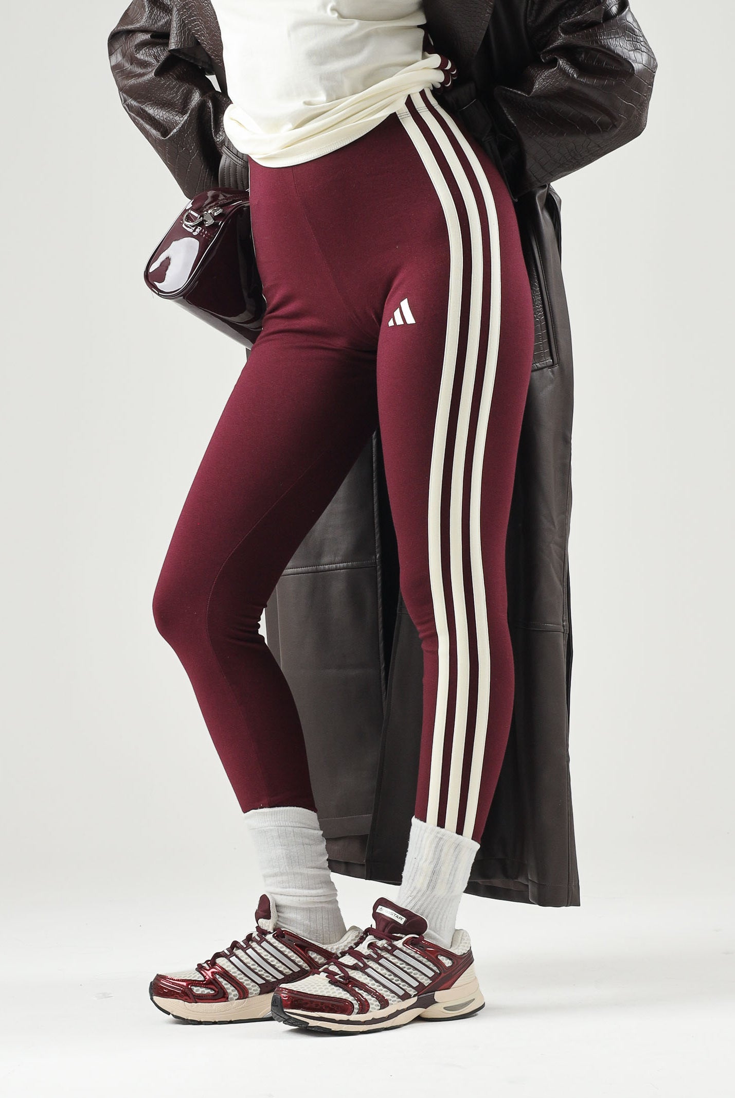 ADIDAS PERFORMANCE Leggings ESSENTIALS 3-STRIPES bordeaux da donna. KS6288 . ADIDAS PERFORMANCE