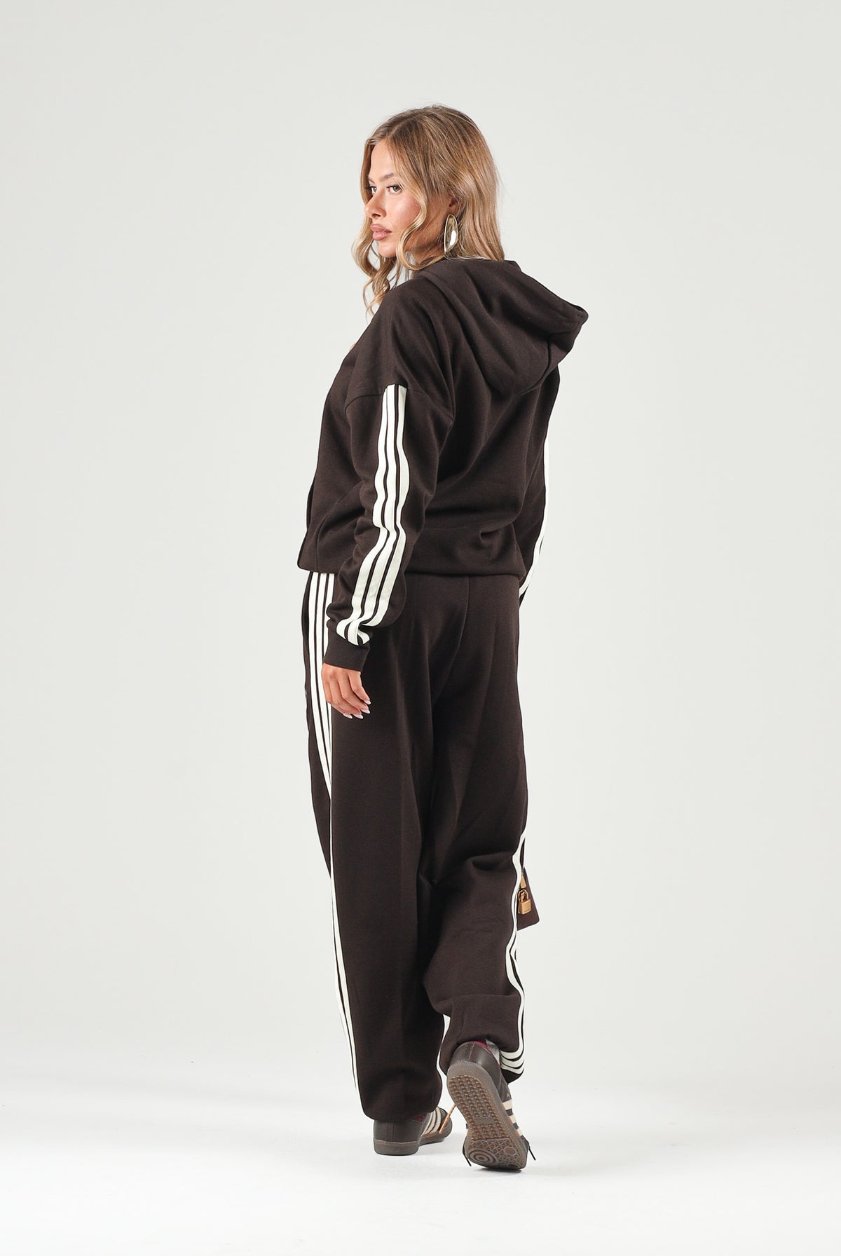 ADIDAS PERFORMANCE Pantaloni ESSENTIALS 3-STRIPES FLEECE marrone da donna KX0789 . ADIDAS PERFORMANCE