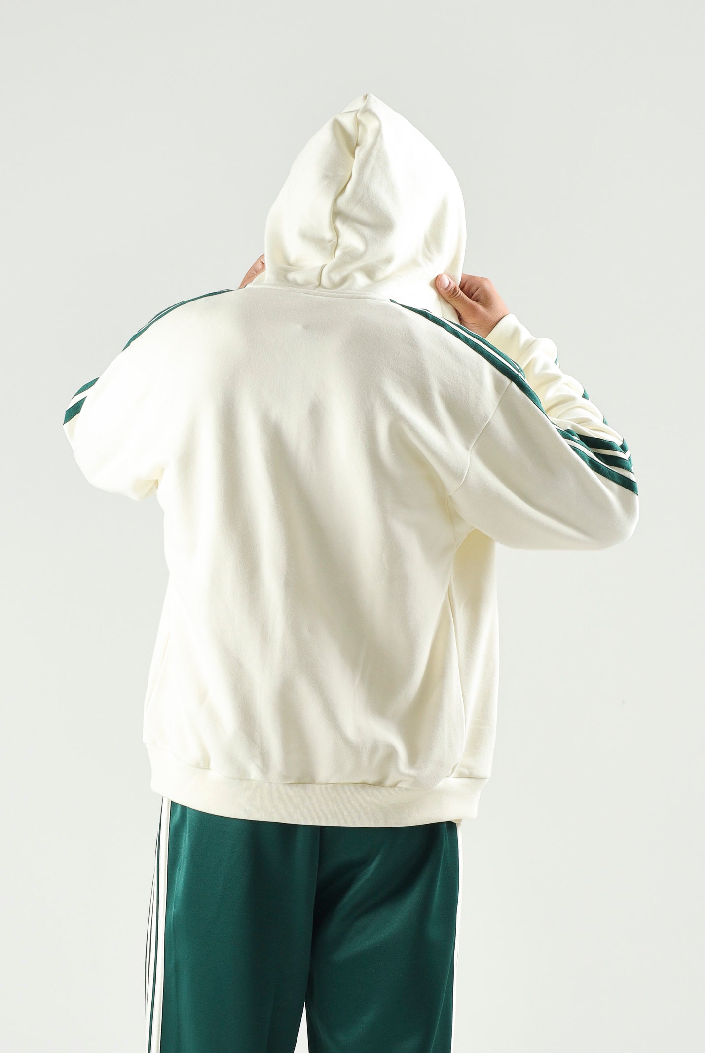 ADIDAS PERFORMANCA felpa con cappuccio e zip Essentials 3-Stripes Fleece Full-Zip HoodieIvory/Collegiate Green avorio e verde da uomo. KY4149 . ADIDAS PERFORMANCE