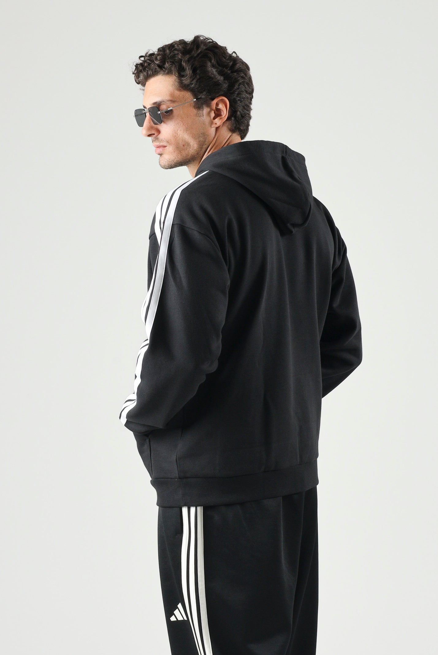 ADIDAS PERFORMANCE Essentials 3-Stripes Fleece Hoodie felpa con cappuccio Black/White nera e bianca uomo. KY6602 . ADIDAS PERFORMANCE