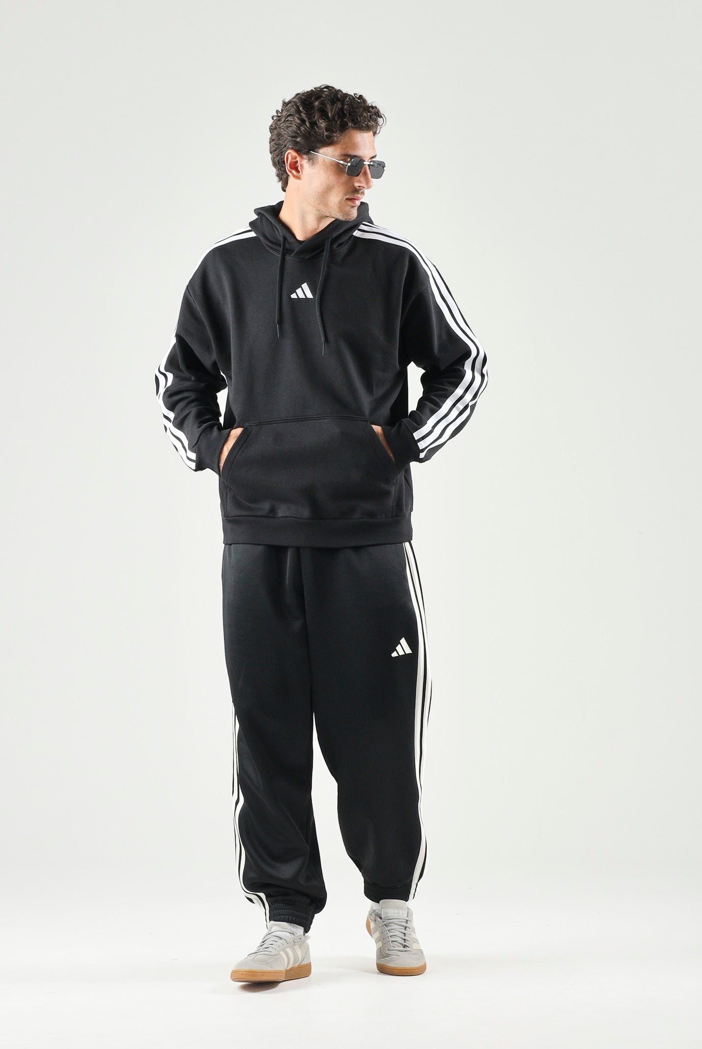 ADIDAS PERFORMANCE Essentials 3-Stripes Fleece Hoodie felpa con cappuccio Black/White nera e bianca uomo. KY6602 . ADIDAS PERFORMANCE
