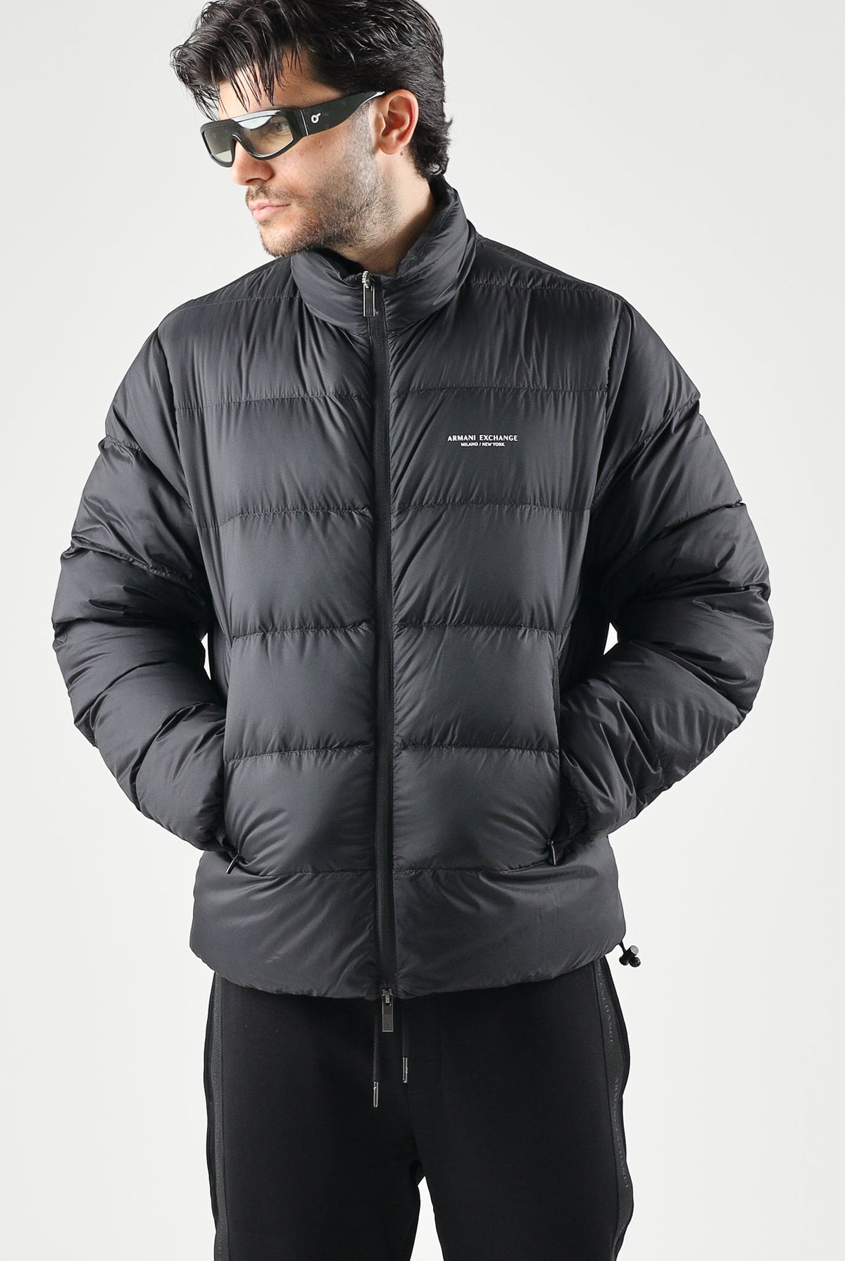 ARMANI EXCHANGE Piumino nero da uomo con collo alto e chiusura frontale con zip integrale XM001575AF16927 UC001 ARMANI EXCHANGE