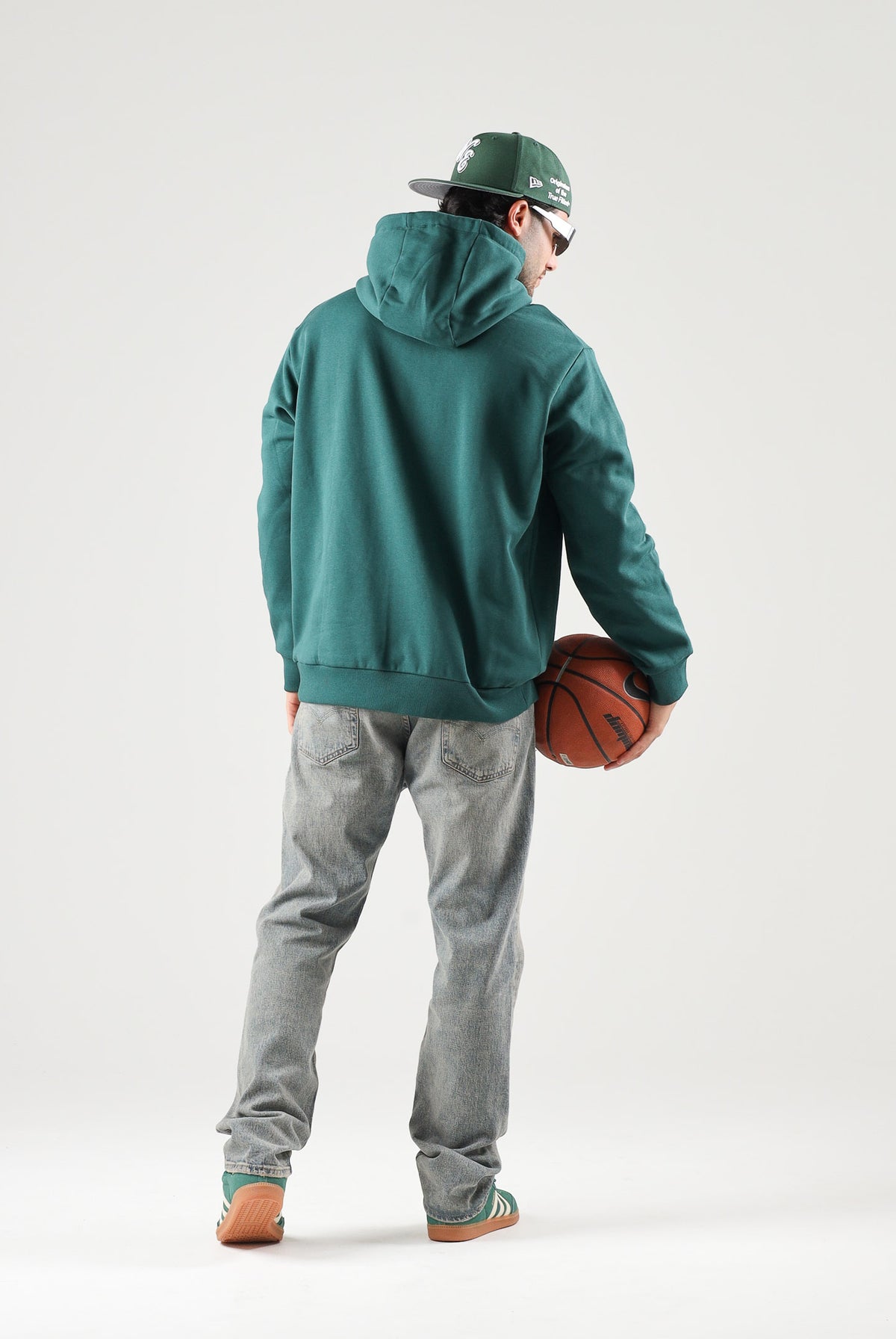 ARMANI EXCHANGE Felpa con cappuccio JUNE BUG verde per uomo con coulisse e maxi logo grafico sul petto. XM002805AF26361 U7330 ARMANI EXCHANGE