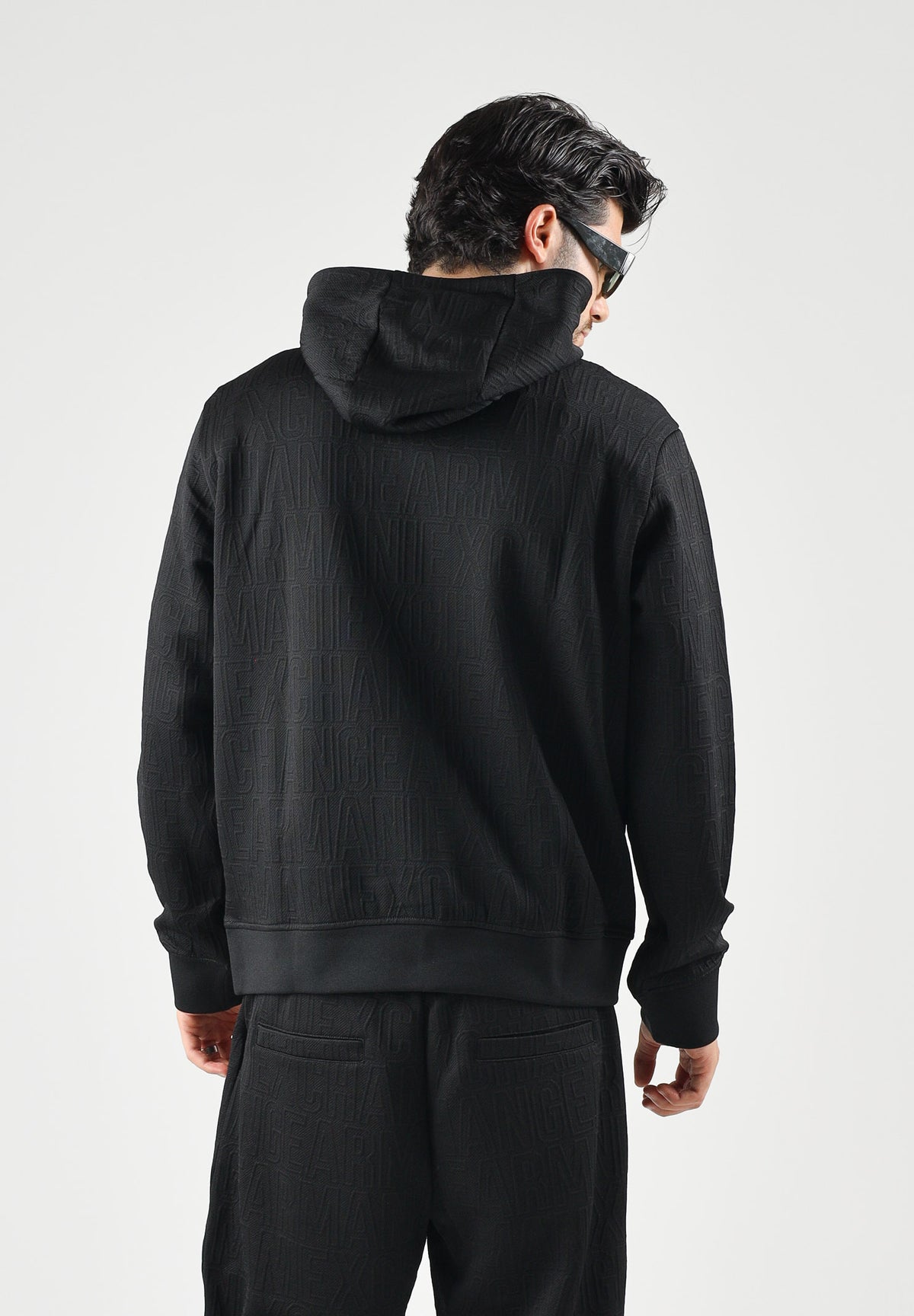 ARMANI EXCHANGE Felpa con cappuccio black per uomo con coulisse e tasca frontale a marsupio. XM002906AF21862 UC001 ARMANI EXCHANGE