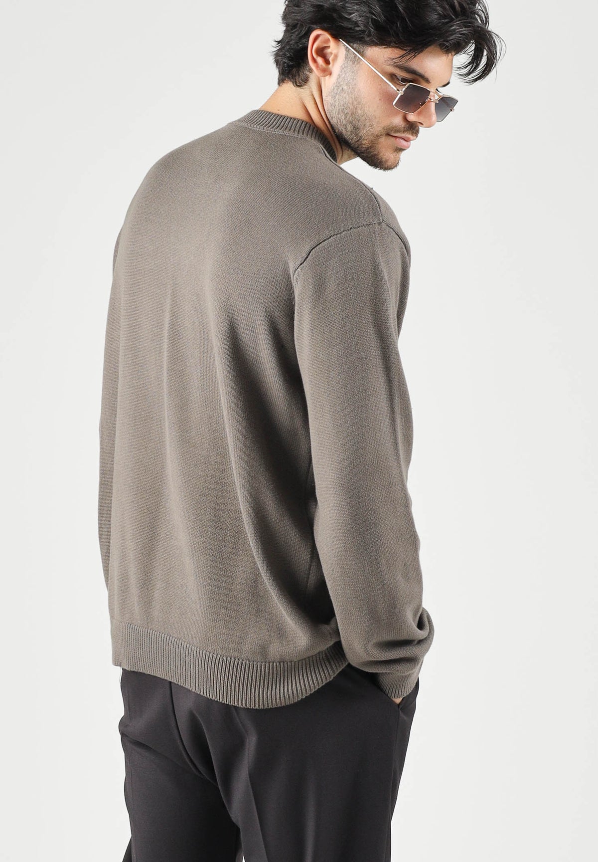 ARMANI EXCHANGE Maglione girocollo marrone per uomo con maxi scritta logo sul davanti. XM002994AF12930 U6125 ARMANI EXCHANGE