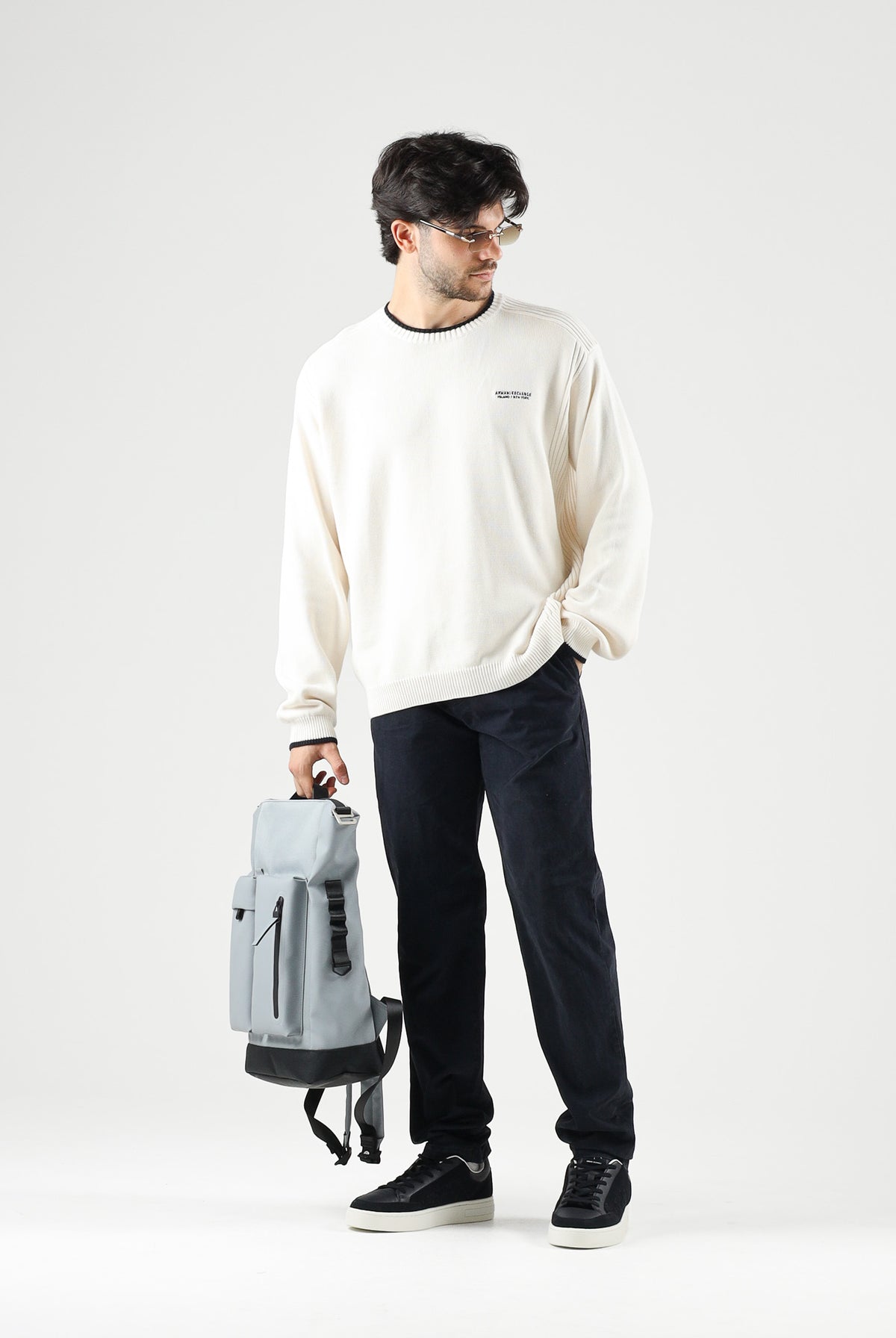 ARMANI EXCHANGE Maglione girocollo vintage off whit per uomo con scollo a costine e logo sul petto. XM003009AF28775 U0007 ARMANI EXCHANGE