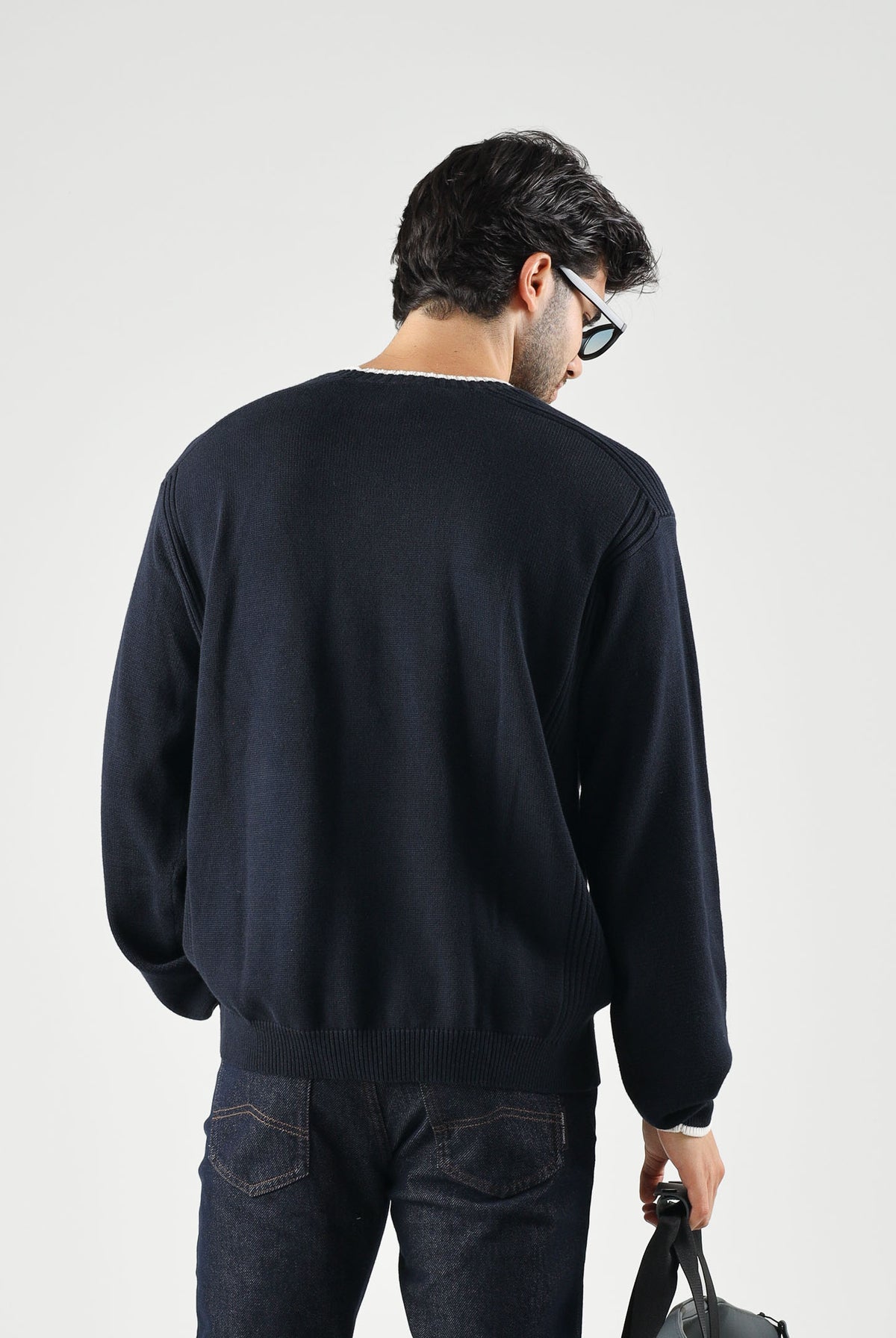 ARMANI EXCHANGE Maglione girocollo vintage navy-blu per uomo con scollo a costine e logo sul petto. XM003009AF28775 UB101 ARMANI EXCHANGE