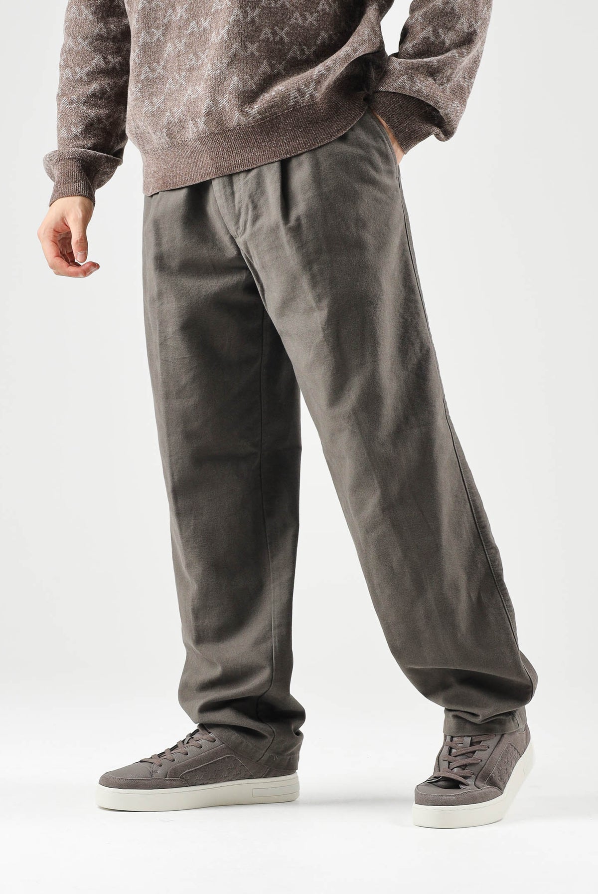 ARMANI EXCHANGE Pantaloni falcon-grigi per uomo con pinces frontali e tasche a filetto. XM003305AF27115 U6125 ARMANI EXCHANGE