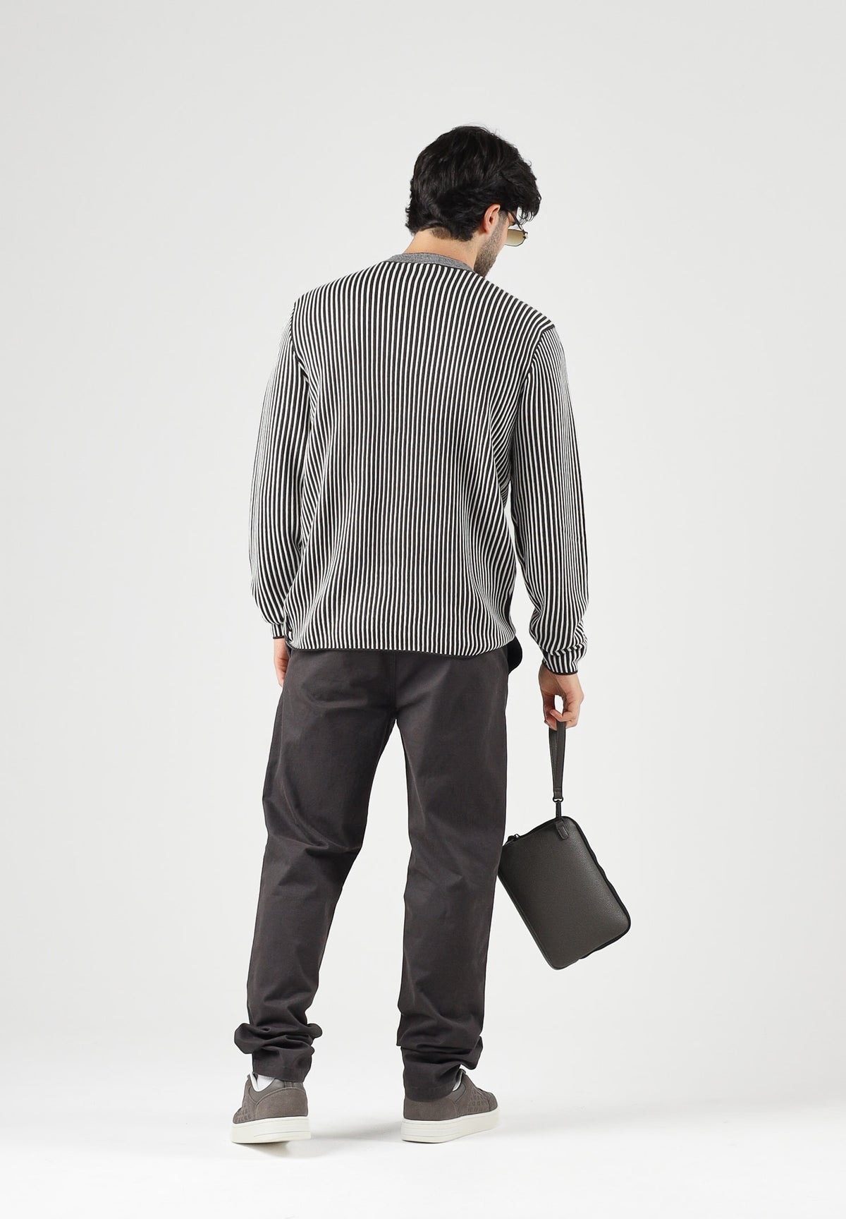 ARMANI EXCHANGE Pantaloni licorice marroni da uomo con taglio chino e gamba affusolata. XM003537AF22547 U8128 ARMANI EXCHANGE