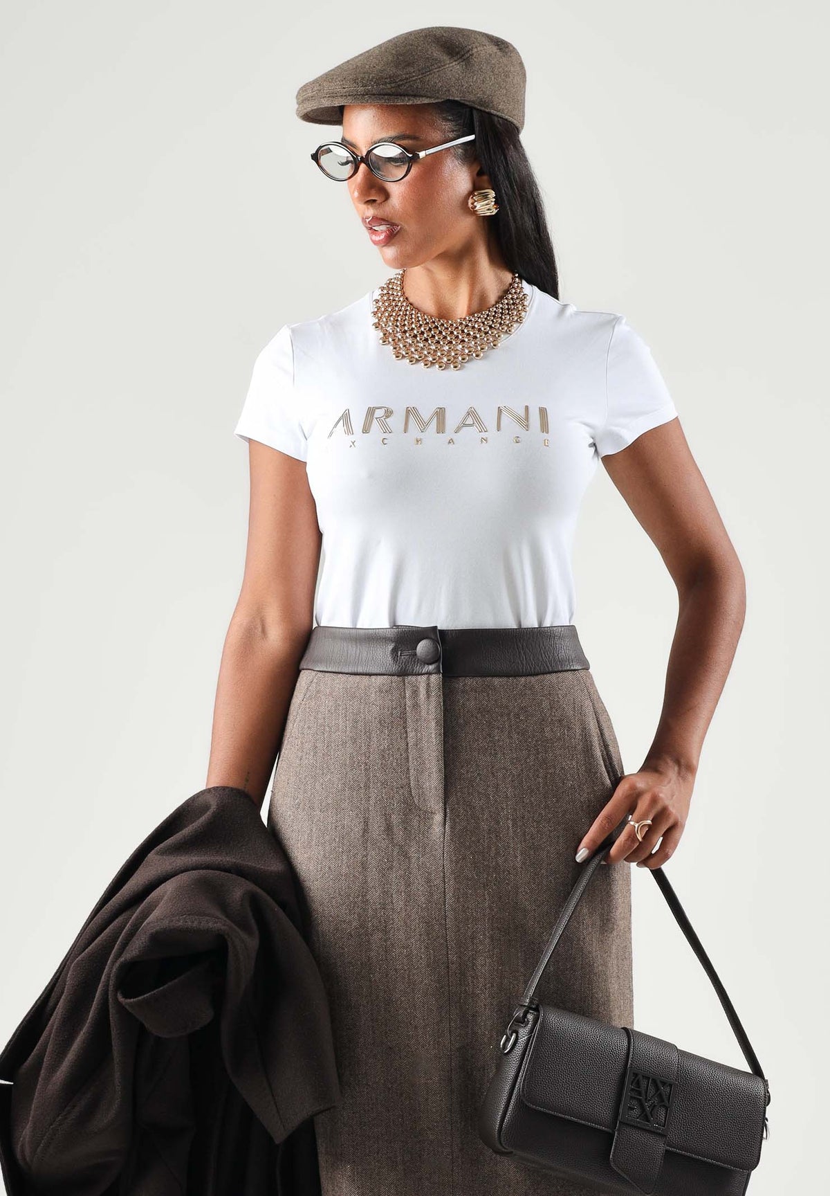 ARMANI EXCHANGE T-shirt manica corta optic white bianca da donna con logo metallico stampato sul petto. XW002547AF23955 U0002 ARMANI EXCHANGE