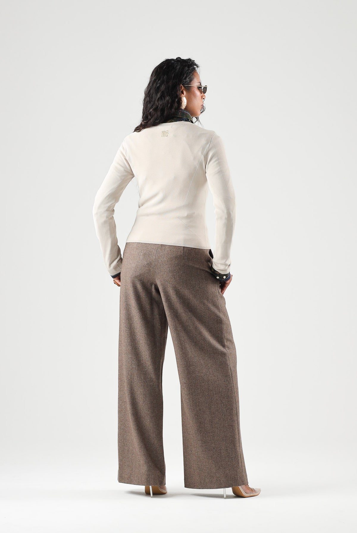 ARMANI EXCHANGE Cardigan corto REPERTOIRE bianco-beige da donna con scollo rotondo e bottoni decorativi. XW002883AF10352 U1039 ARMANI EXCHANGE