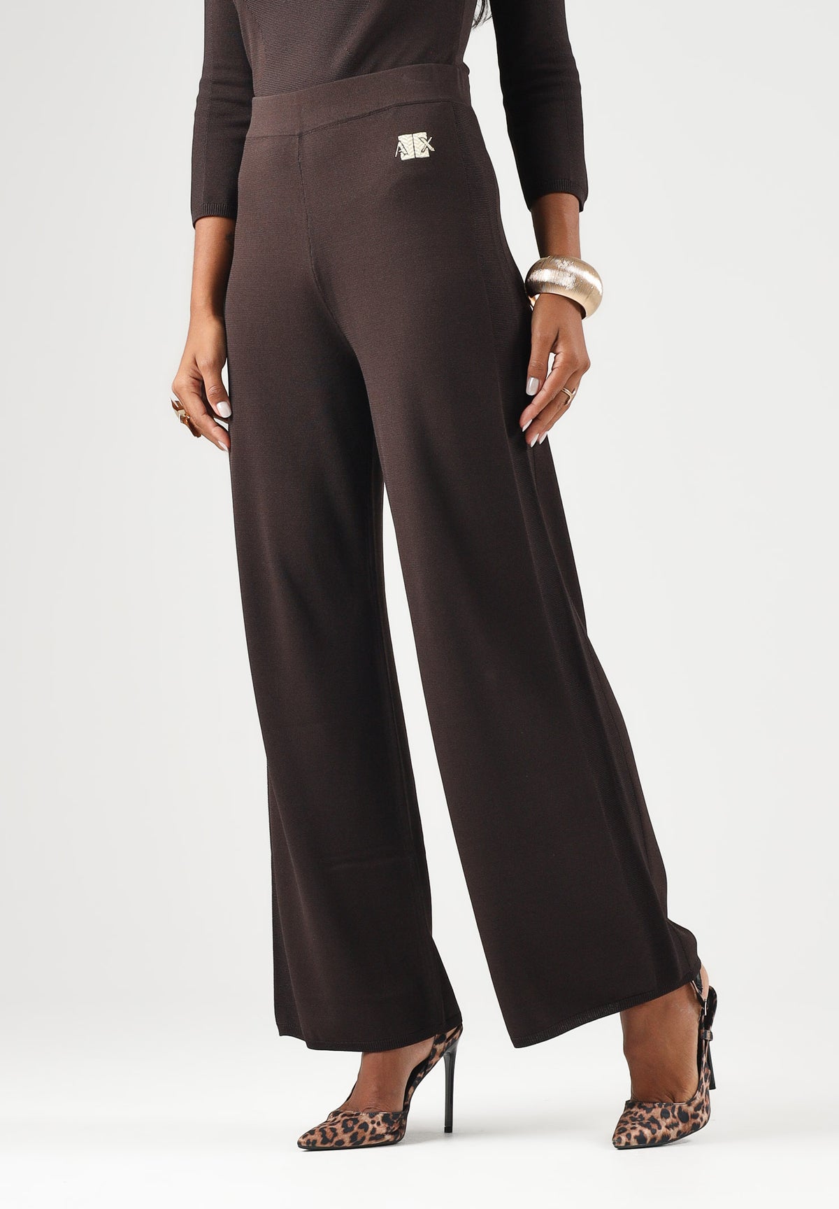 ARMANI EXCHANGE Pantaloni grigio scuro per donna con gamba ampia e placchetta logo in vita. XW002884AF10352 U6032 ARMANI EXCHANGE