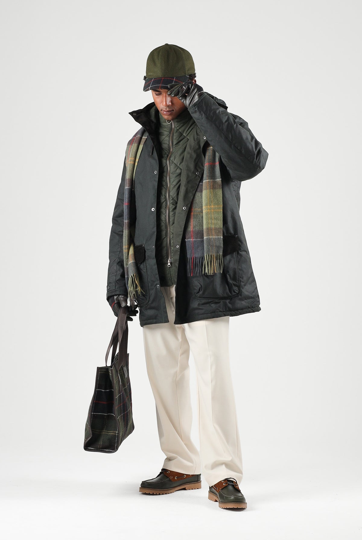 BARBOUR Parka verde salvia scuro da uomo con cappuccio avvolgente e tasche utility bicolore 262MMWX2582 SG51 BARBOUR