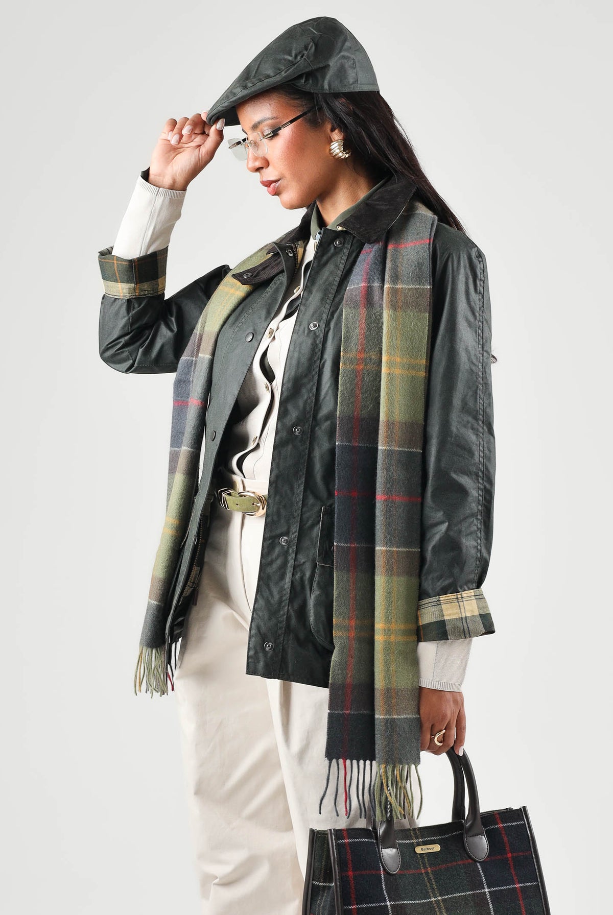 BARBOUR Sciarpa TARTAN marrone per uomo e donna con orlo a frange ed etichetta logata applicata. 262MUSC0194 TN11 BARBOUR