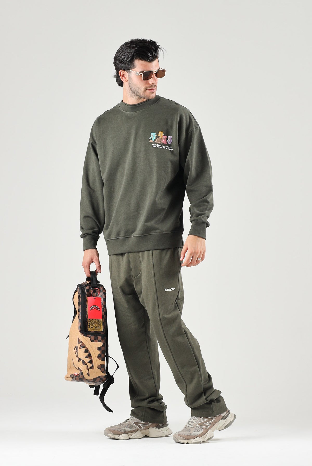 BARROW Pantaloni verde militare per uomo e donna con coulisse in vita e tasche laterali F6BWUAFP018 082 BARROW