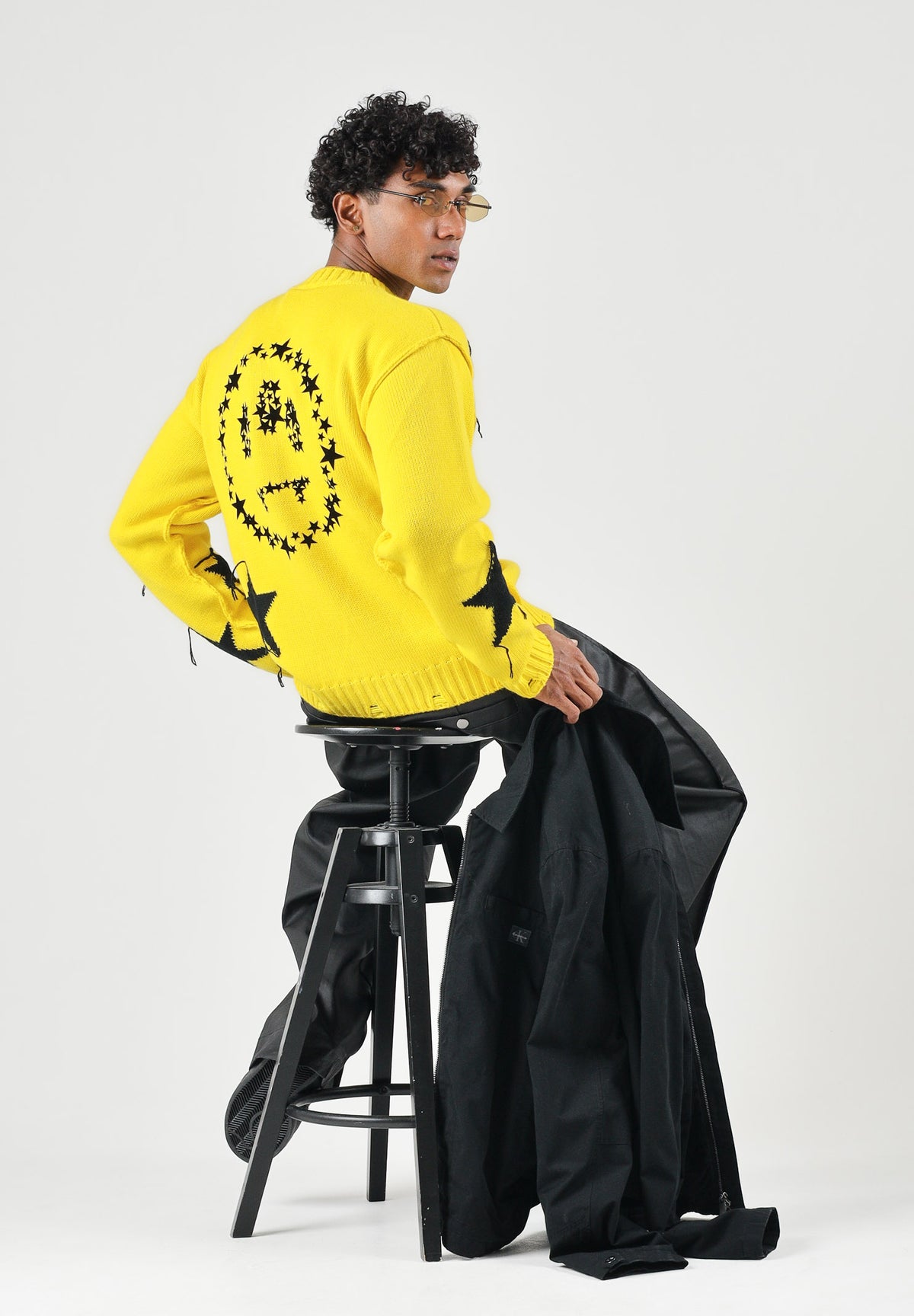 BARROW Maglione QUINCE giallo acceso con stelle nere a contrasto per uomo e donna F6BWUAJP035 1051 BARROW