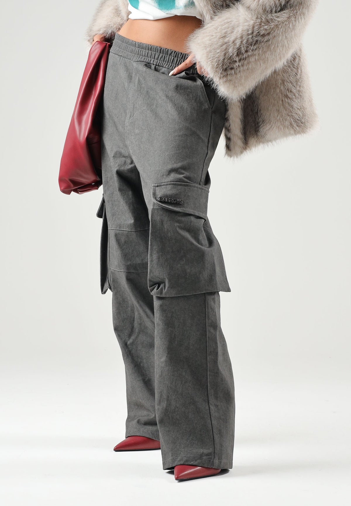 BARROW Pantaloni CARGO PANTS neri per uomo e donna con tasconi laterali F6BWUAPA086 110 BARROW