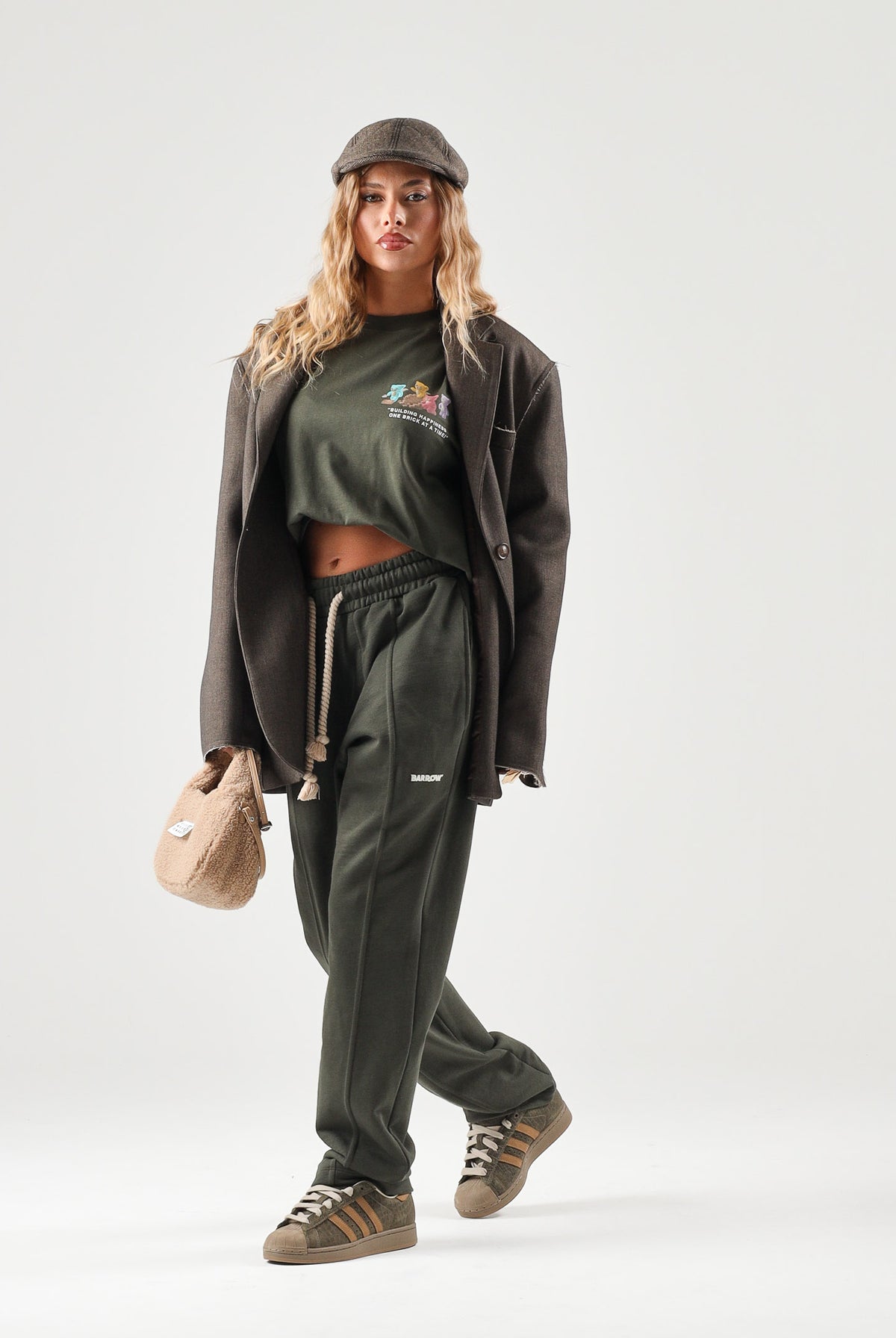 BARROW T-shirt maniche corte verde militare per uomo e donna con stampa grafica sul petto F6BWUATH062 082 BARROW