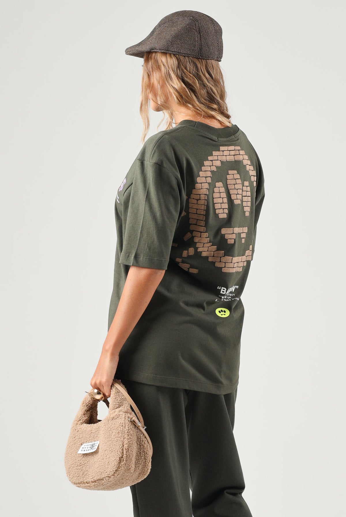 BARROW T-shirt maniche corte verde militare per uomo e donna con stampa grafica sul petto F6BWUATH062 082 BARROW