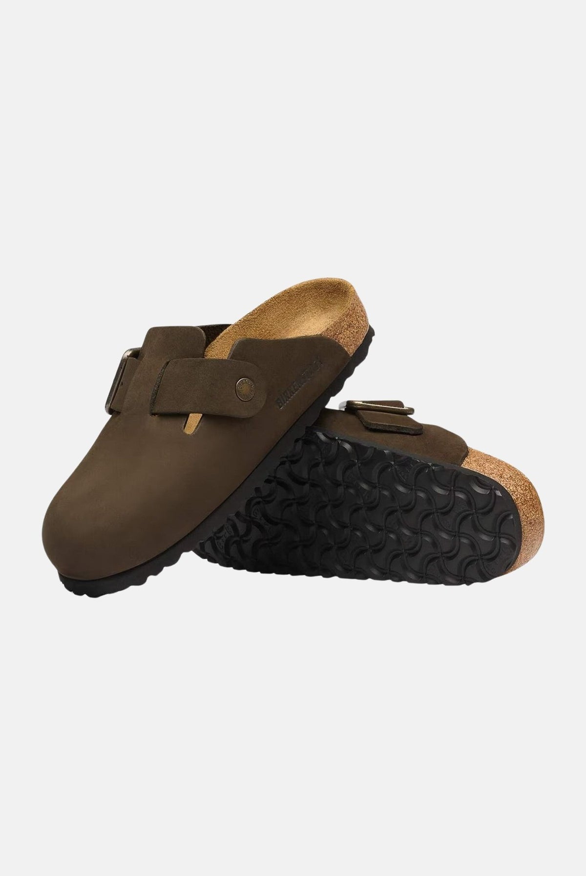 BIRKENSTOCK Ciabatte BOSTON BUCKLE marroni per uomo e donna con tomaia in pelle nabuk e fibbia metallica 1032762 . BIRKENSTOCK