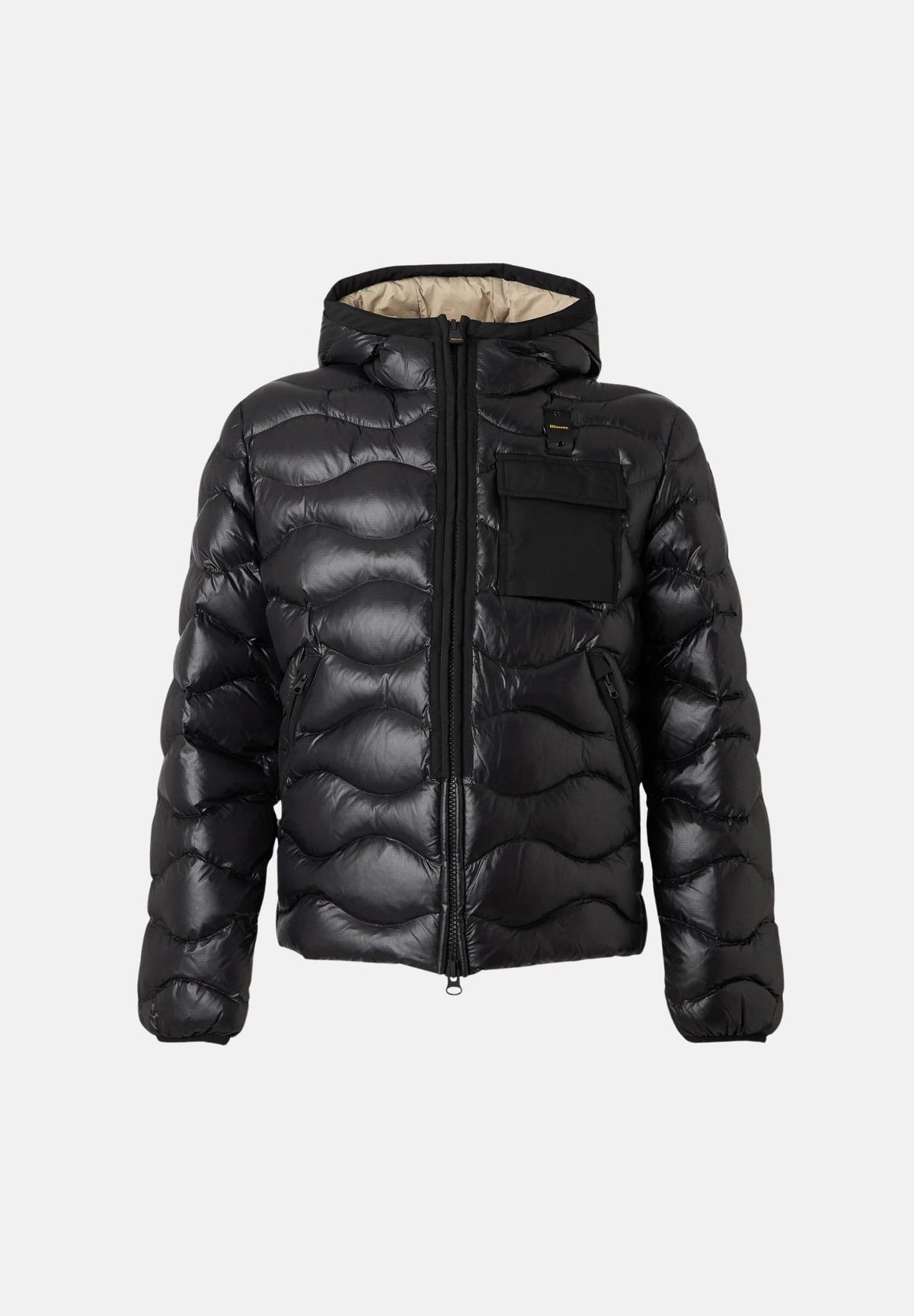 BLAUER Piumino corto BRYANT Nero da uomo, cappuccio fisso, trapuntatura a onde orizzontali, inserti in taslan e chiusura frontale con zip. 26WBLUC02053-005958 999EI BLAUER