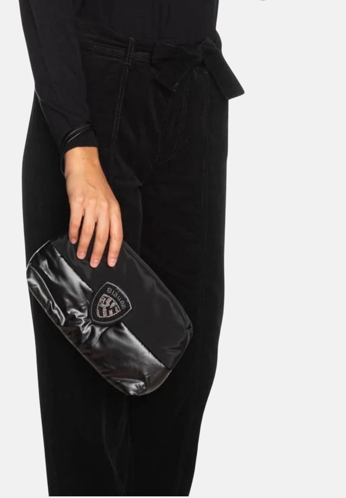 BLAUER Pochette a mano nera da donna con parte inferiore in morbido faux-fur F6MIRA01PAD BLK BLAUER